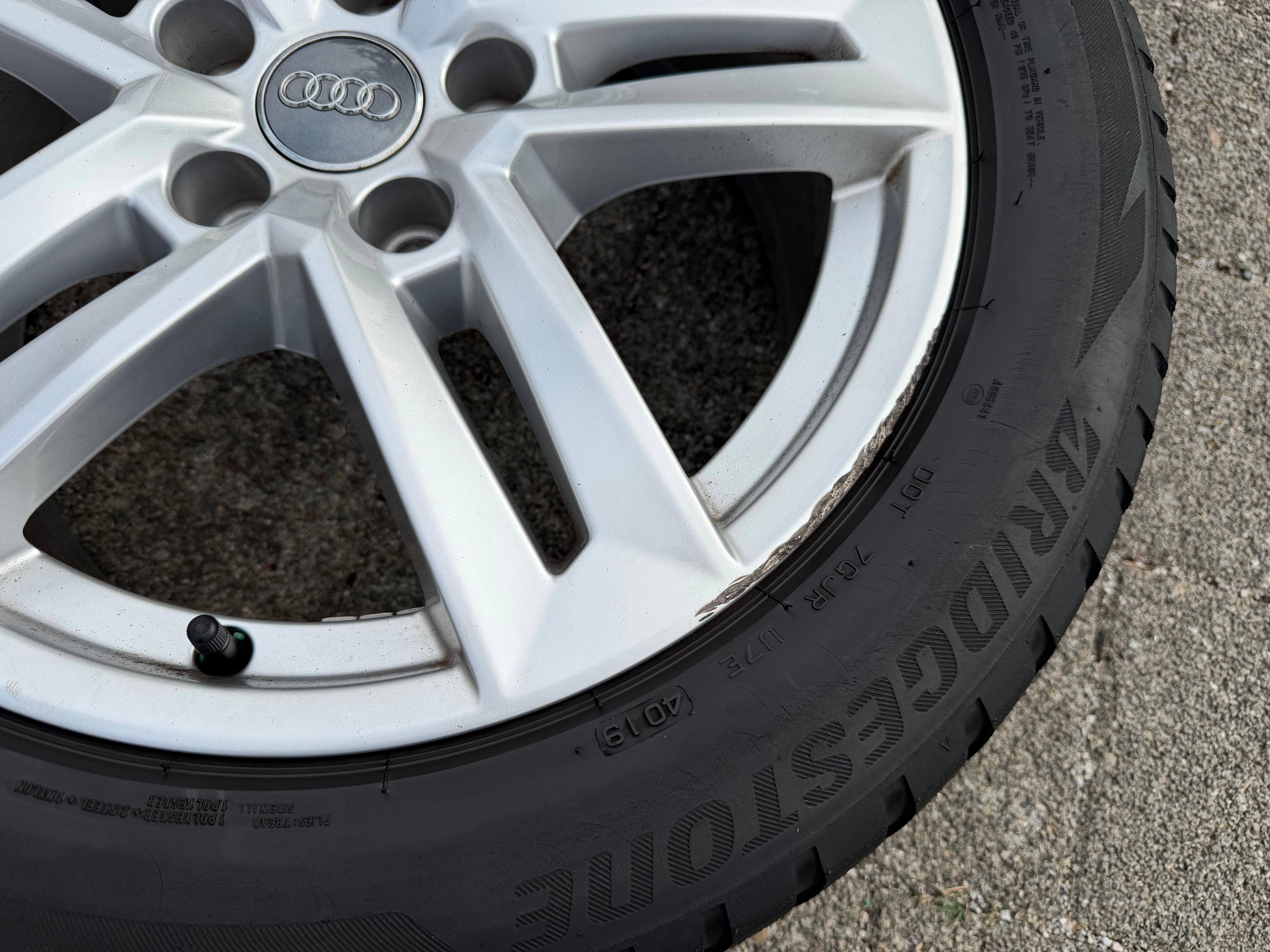 4 Original 17" Alufelgen Audi A4 8W B9 8W0601025P 7x17 ET42 Felgen