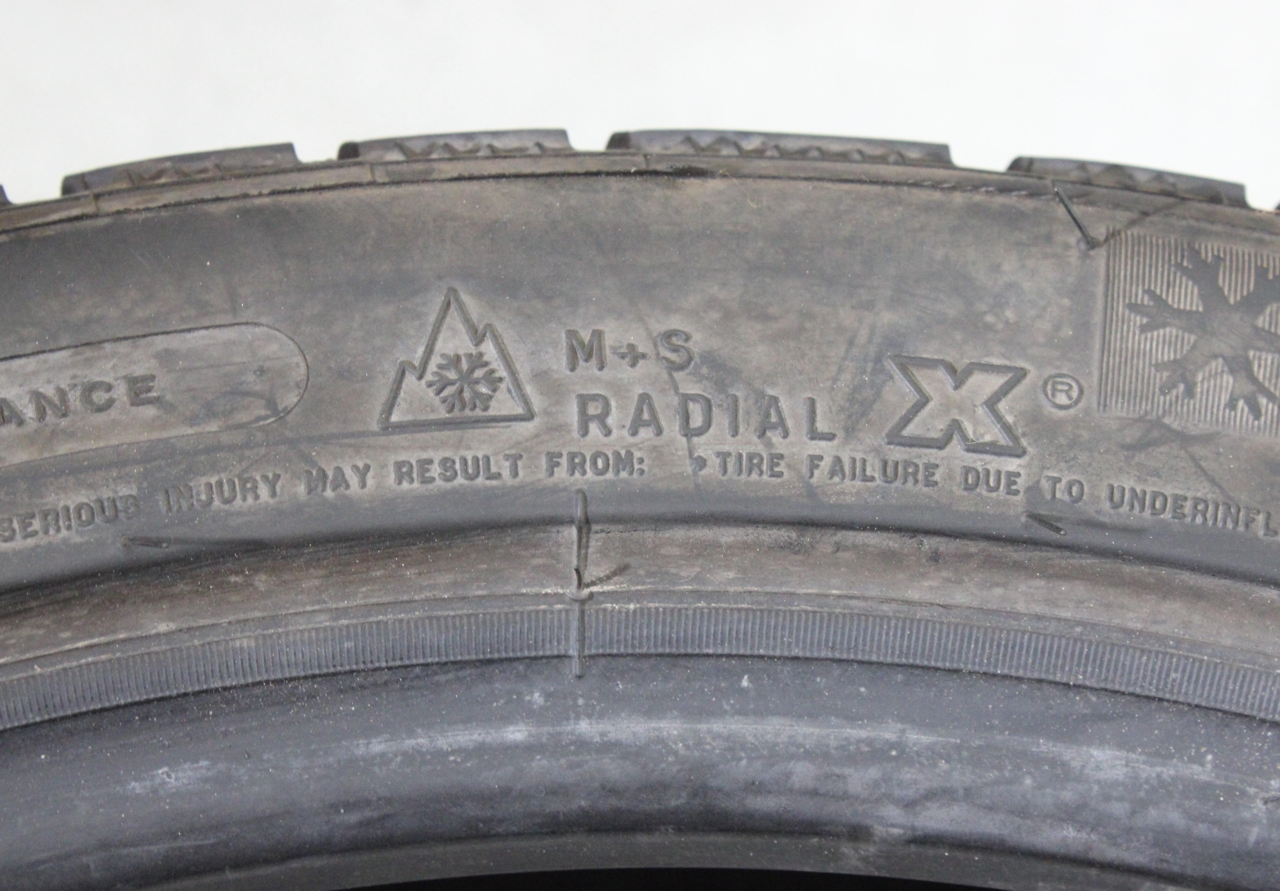 2 pneumatici invernali Michelin Pilot Alpin PA4 295/30R20 97Y, 7 mm, 2016, N0