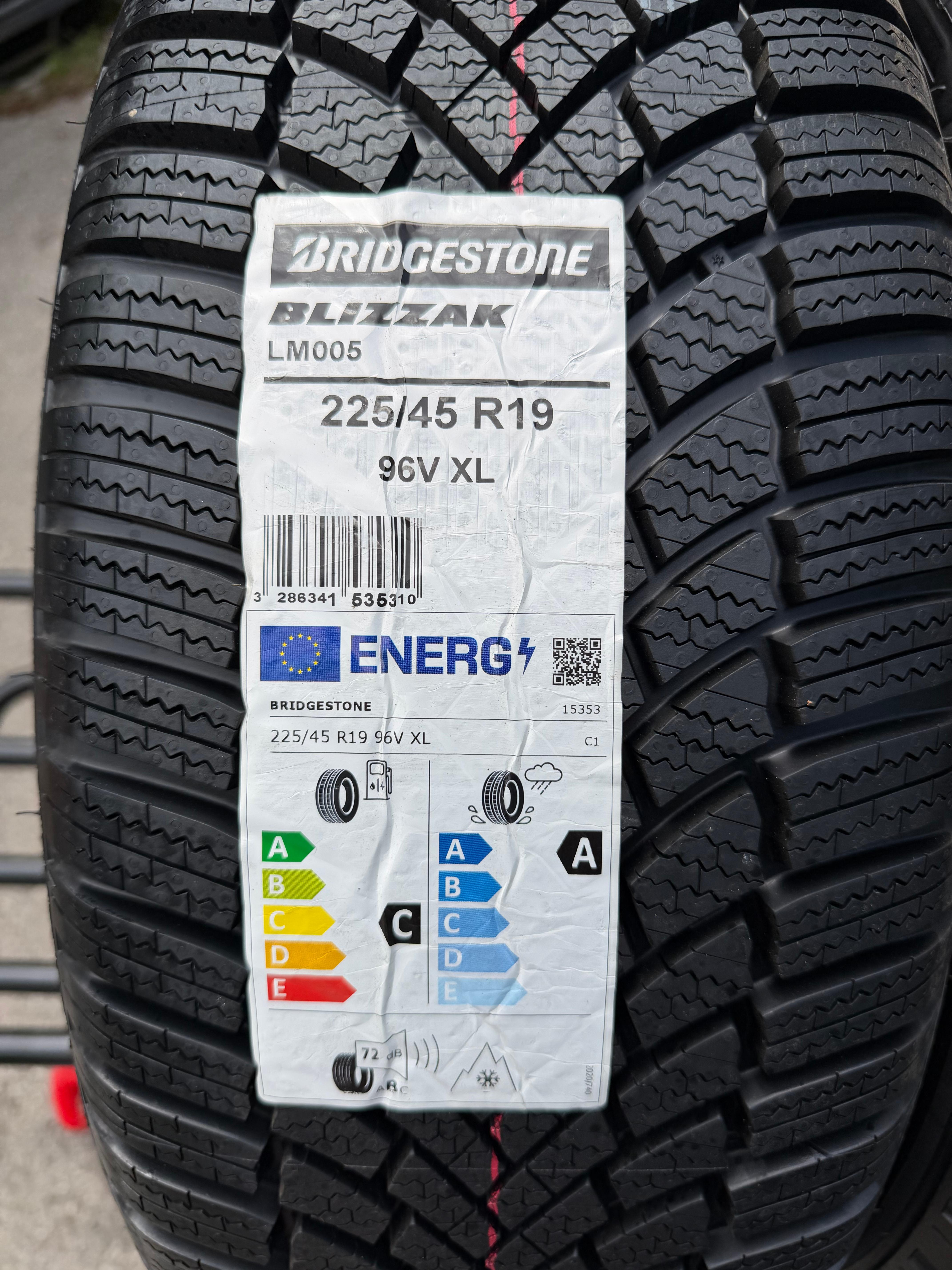 4 ORIGINELE 19" ALUMINIUM WINTERWIELEN SKODA KAROQ 57A601025G 225/45R19 96V NIEUW