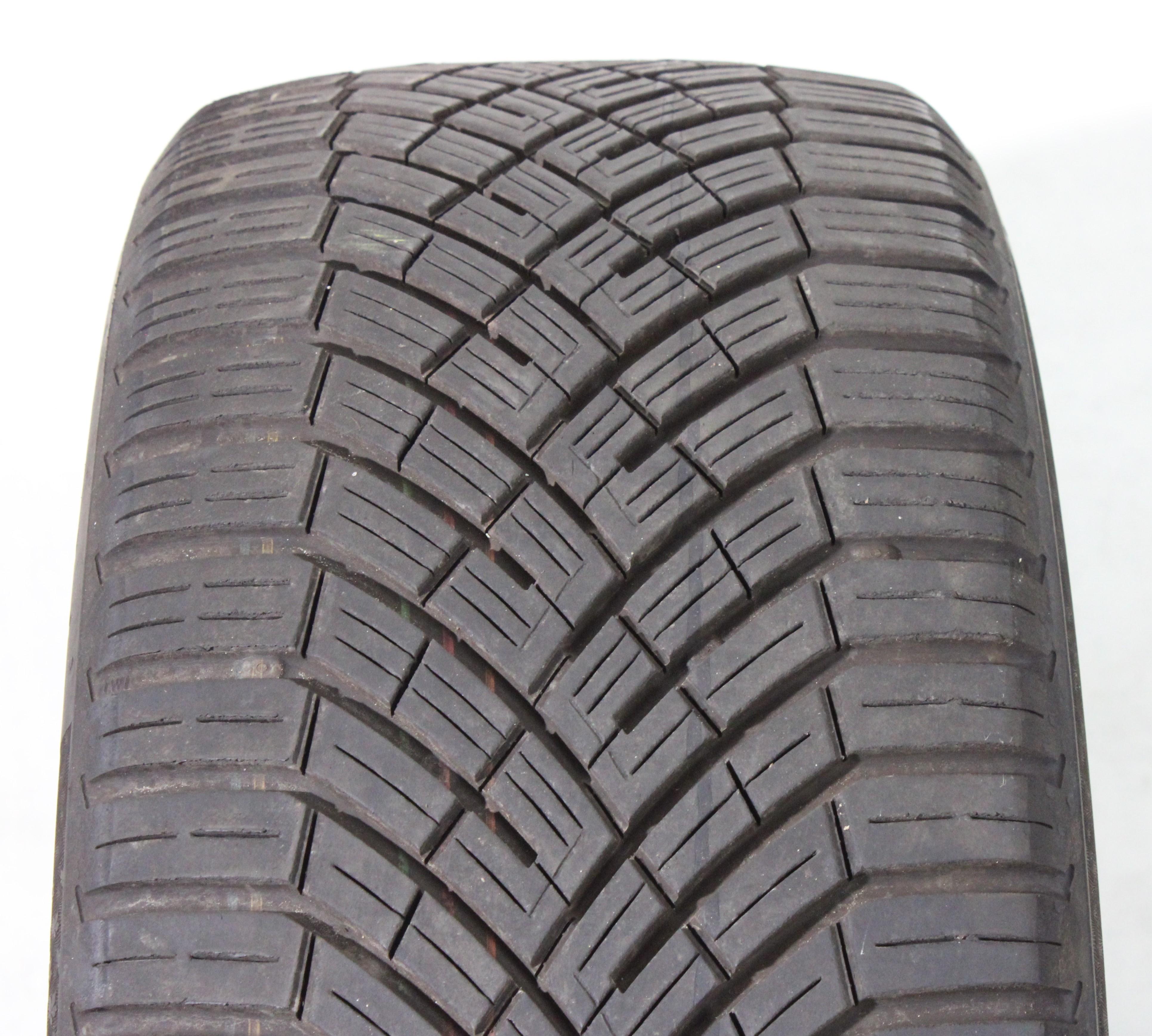 1 x 245/45R20 103W Neumático para todas las estaciones Continental AllSeason Contact 2 6-6,5mm 2025 XL