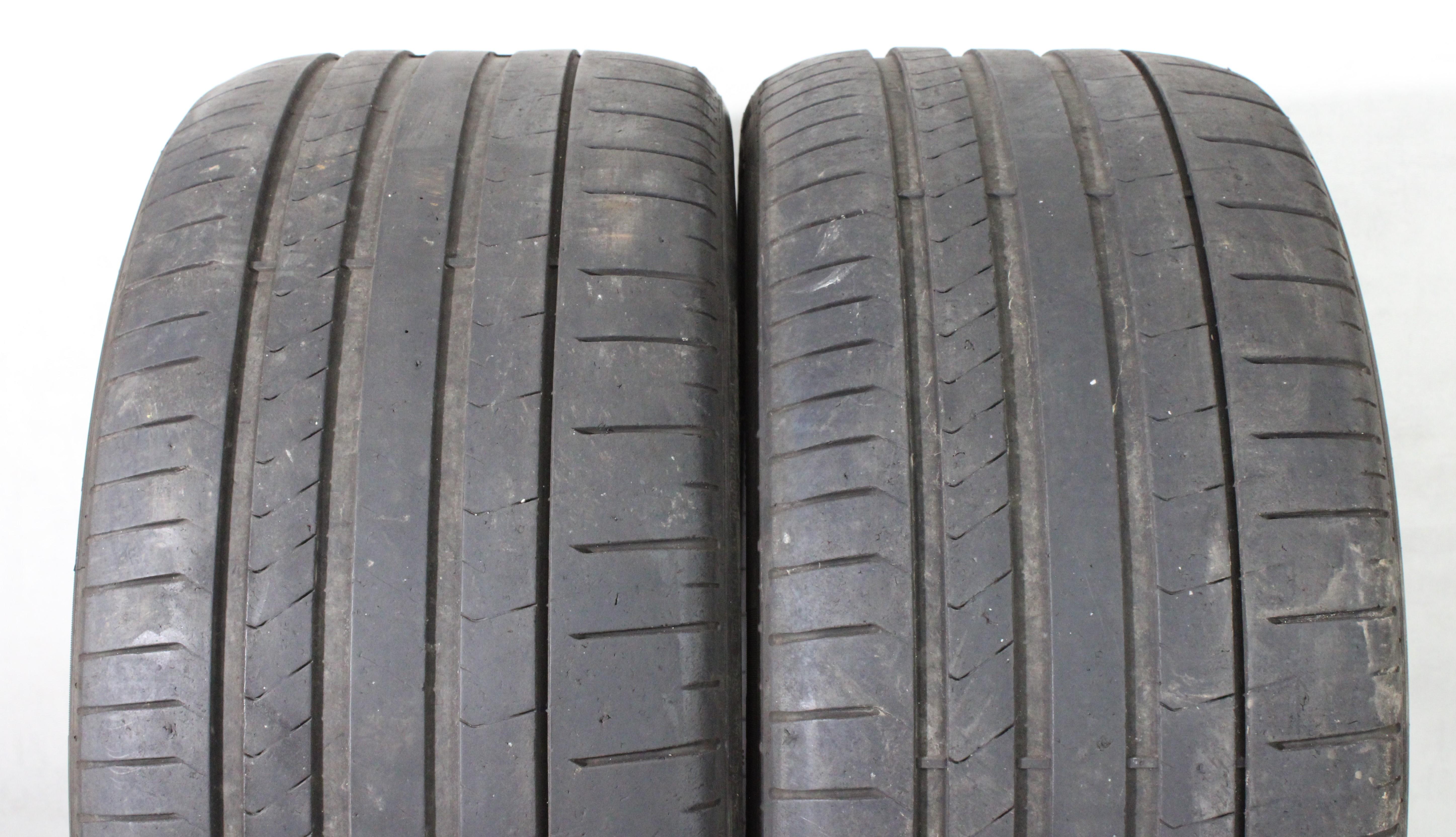 2 x 275/35R19 100Y Sommerreifen Pirelli Pzero PZ4 * 4-4,5mm 2024 XL