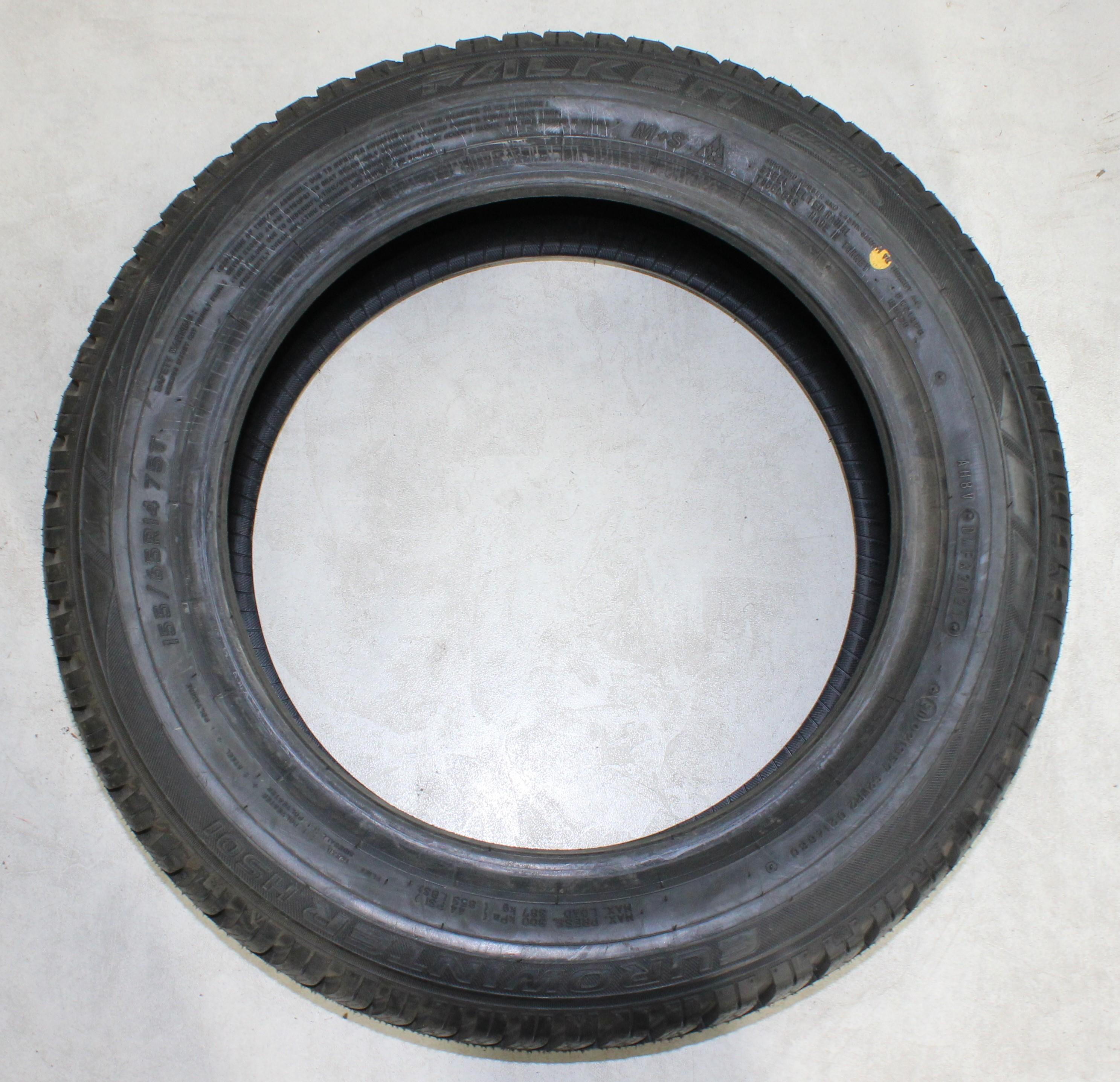2 x 155/65R14 75T Winterreifen Falken Eurowinter HS01 8mm 2021