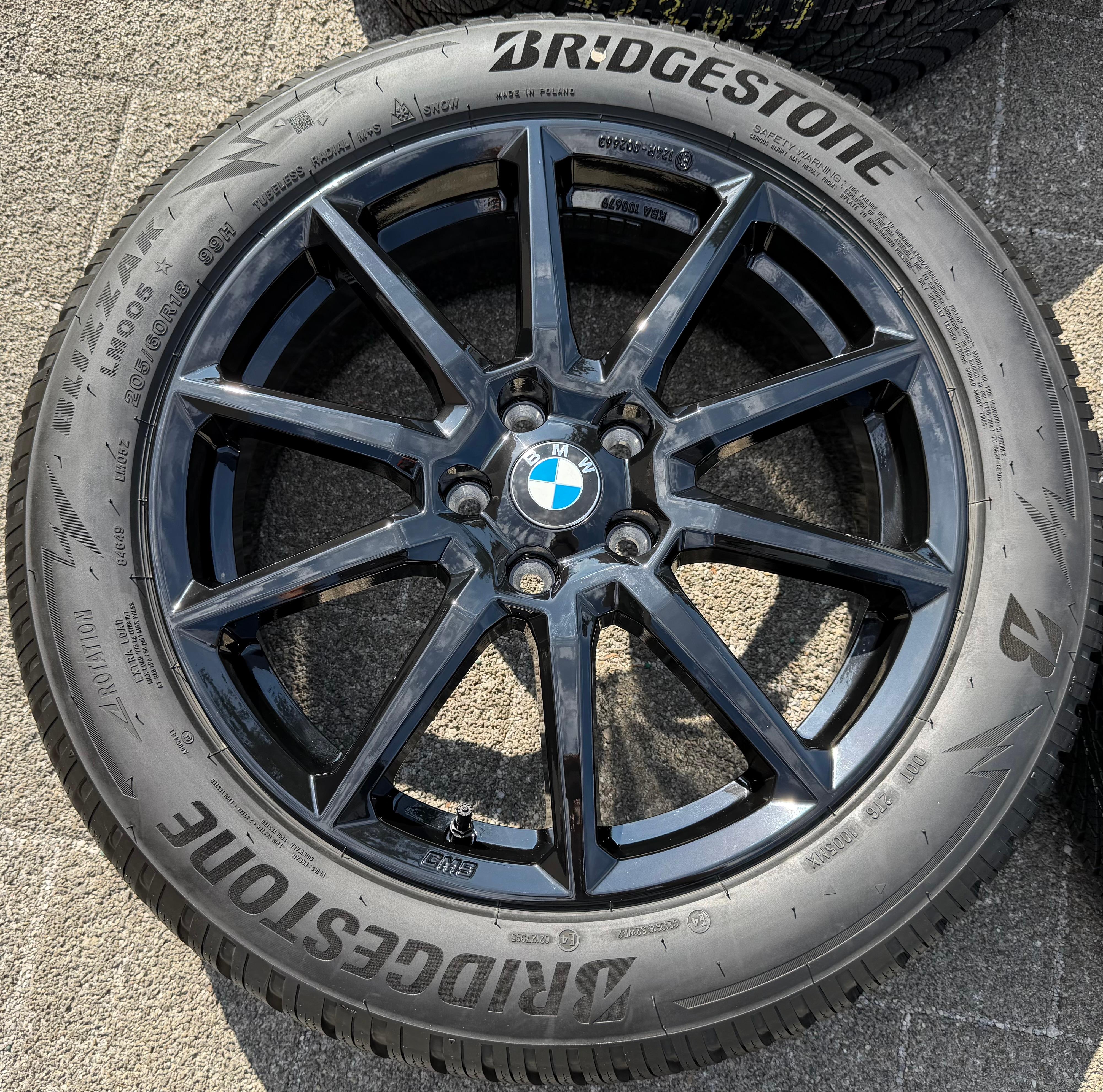 4 Alu 18" Winterräder BMW X1 iX1 U1X U11 iX2 X2 U2X U10 205/60R18 99H RDKS NEU