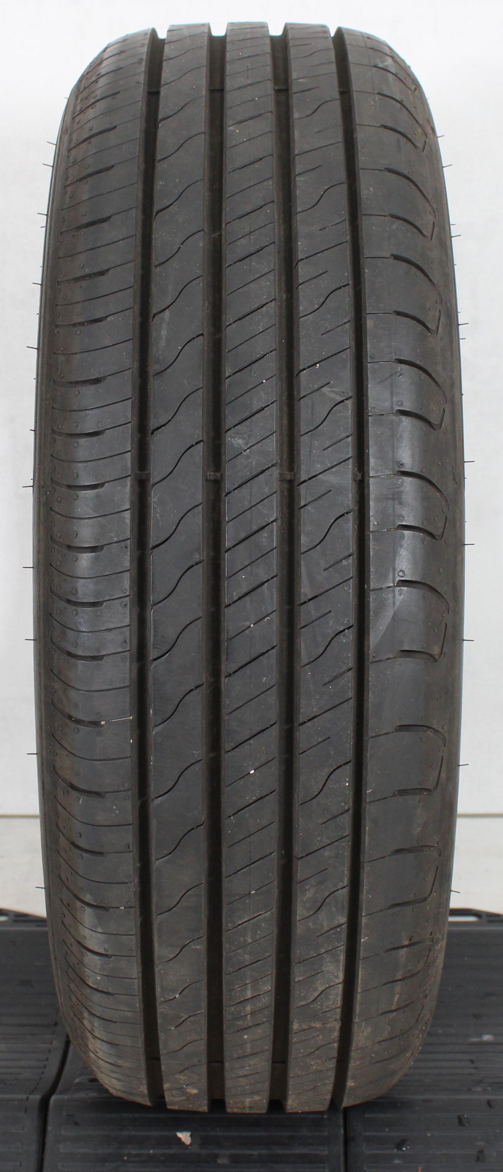 1 x 225/60R18 104V neumático de verano Goodyear Efficient Grip 2 SUV 8-8,5mm 2022