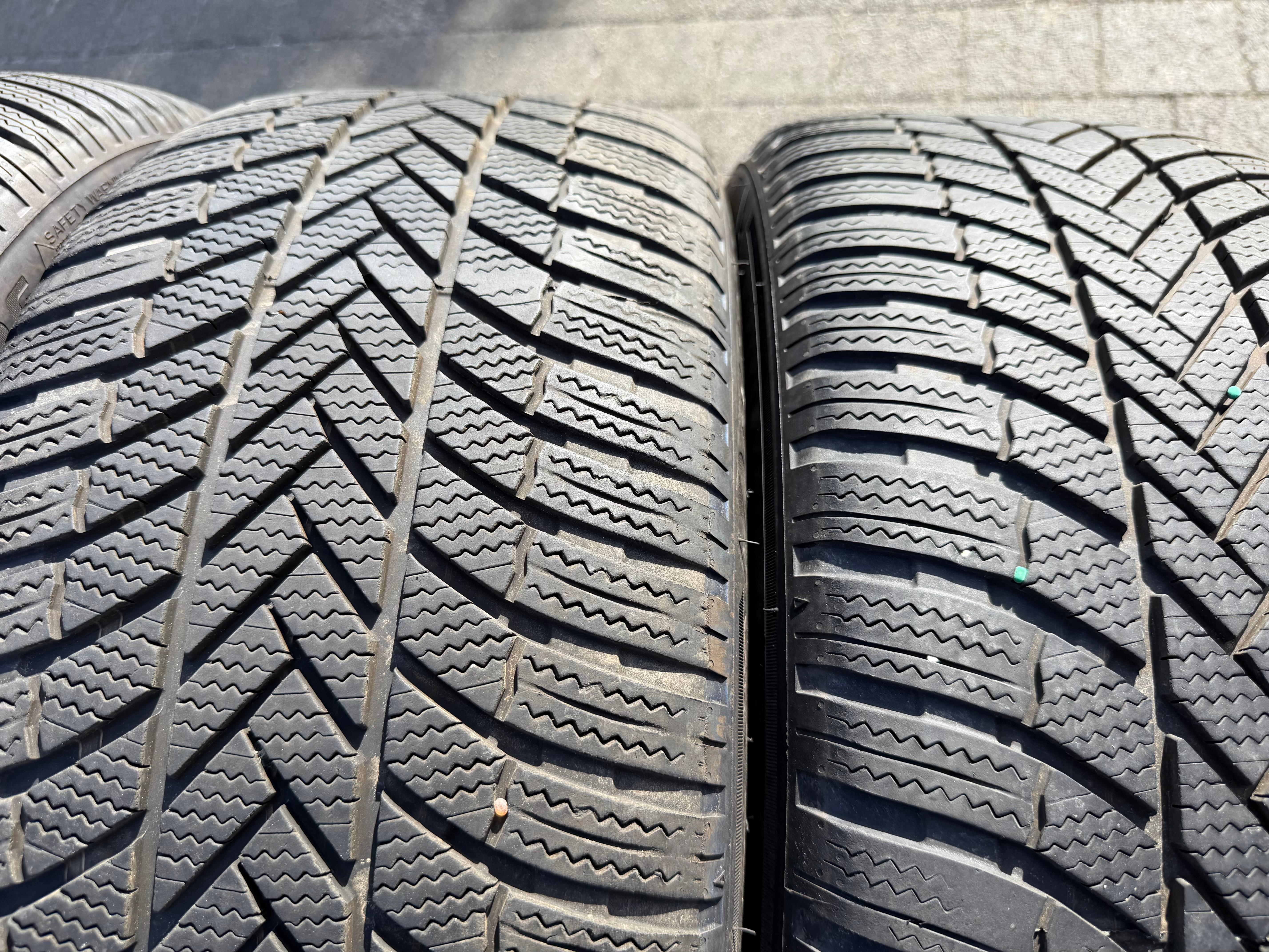 4 ORIGINAL 19" ALU WINTERRÄDER AUDI A5 S5 F2 B10 8B3601025BA 245/40R19 98H 2024