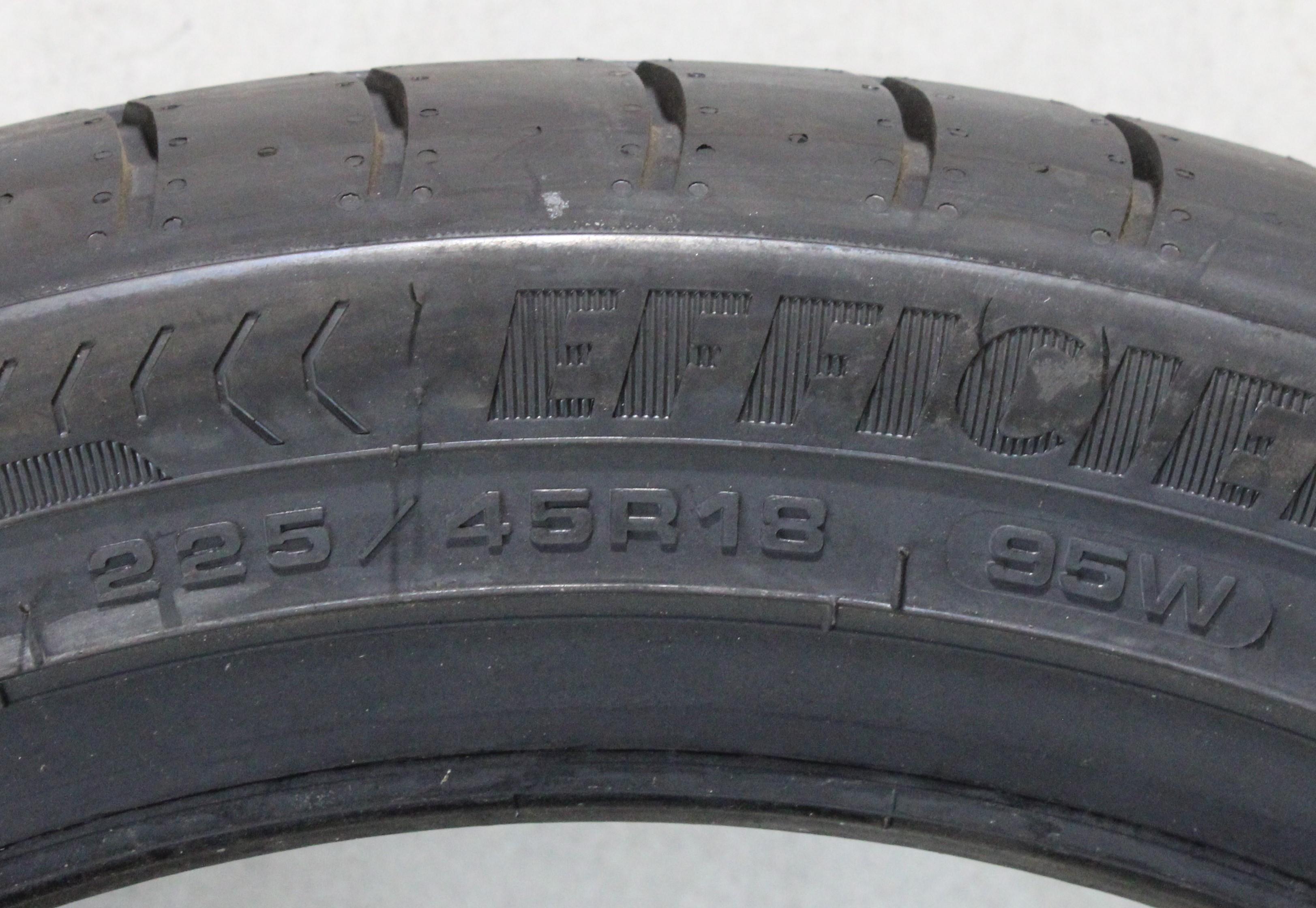 4 x 225/45R18 95W Sommerreifen Goodyear Efficient Grip Performance 2022 NEU