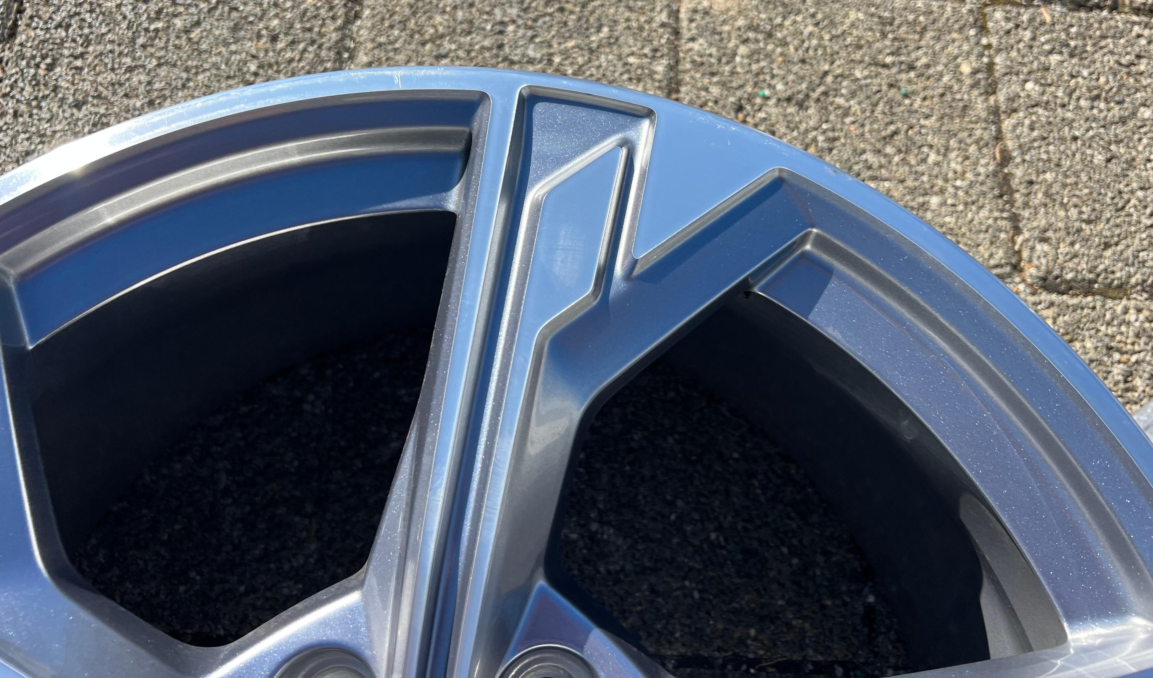 4 ORIGINAL 18" ALUFELGEN AUDI A3 S3 8Y 8Y0601025P 8x18 ET46 FREIHAUS