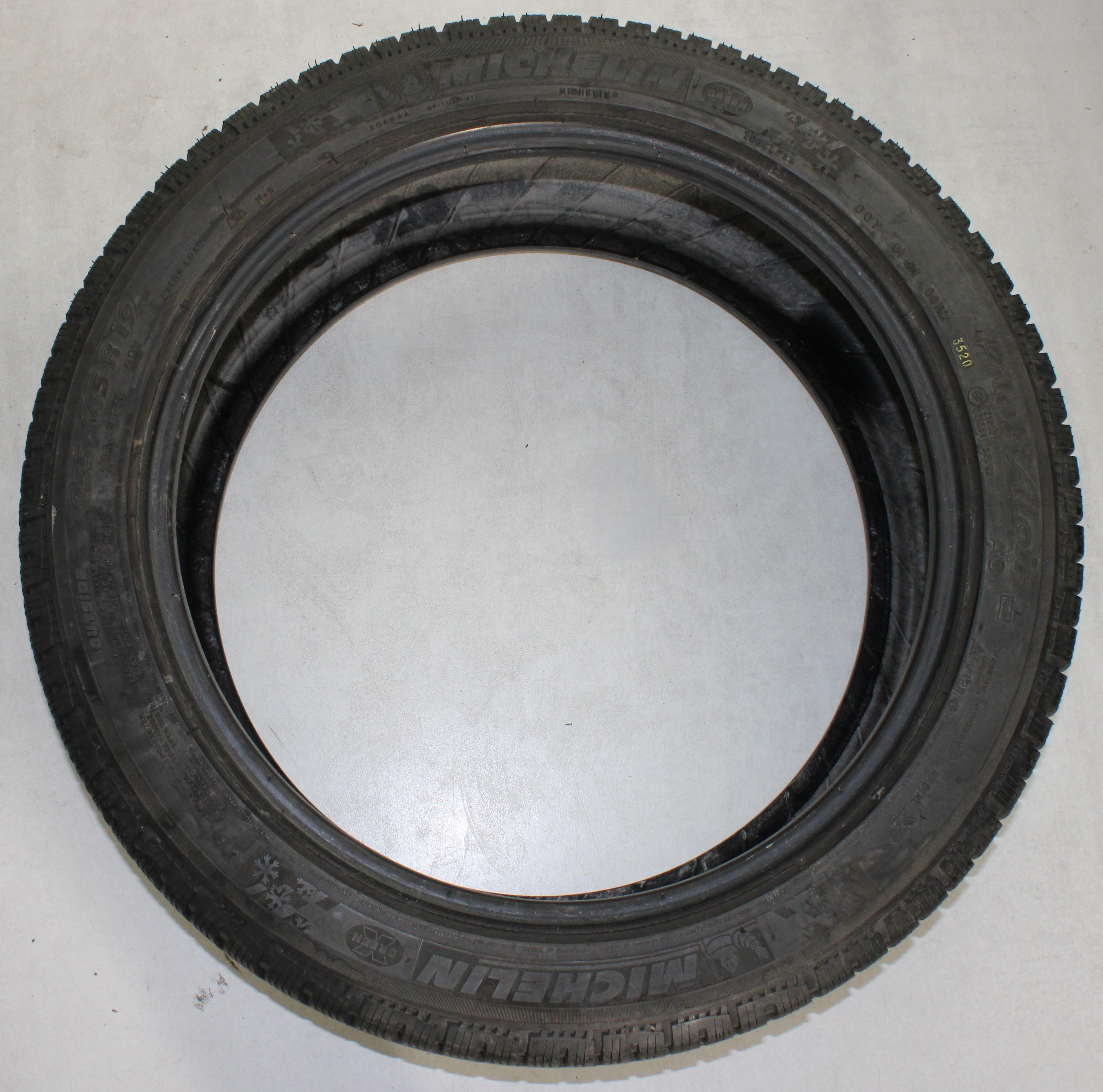 2 x 235/45R19 99V Winterreifen Michelin Pilot Alpin PA4 AO 4,5-5mm 2020 XL
