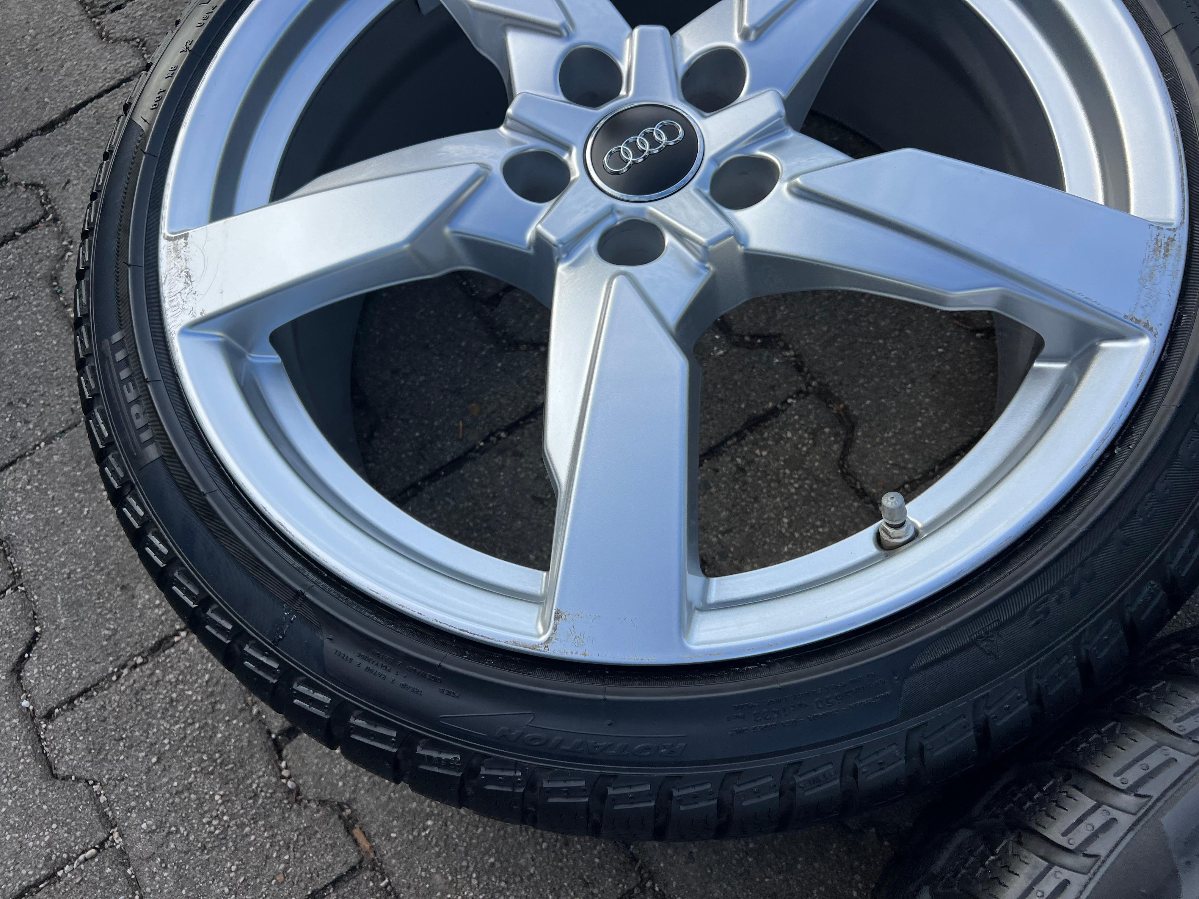 4 ORIGINAL 19" ALU WINTERRÄDER AUDI TT TTS 8S 8S0601025AG 225/40R19 93V PIRELLI