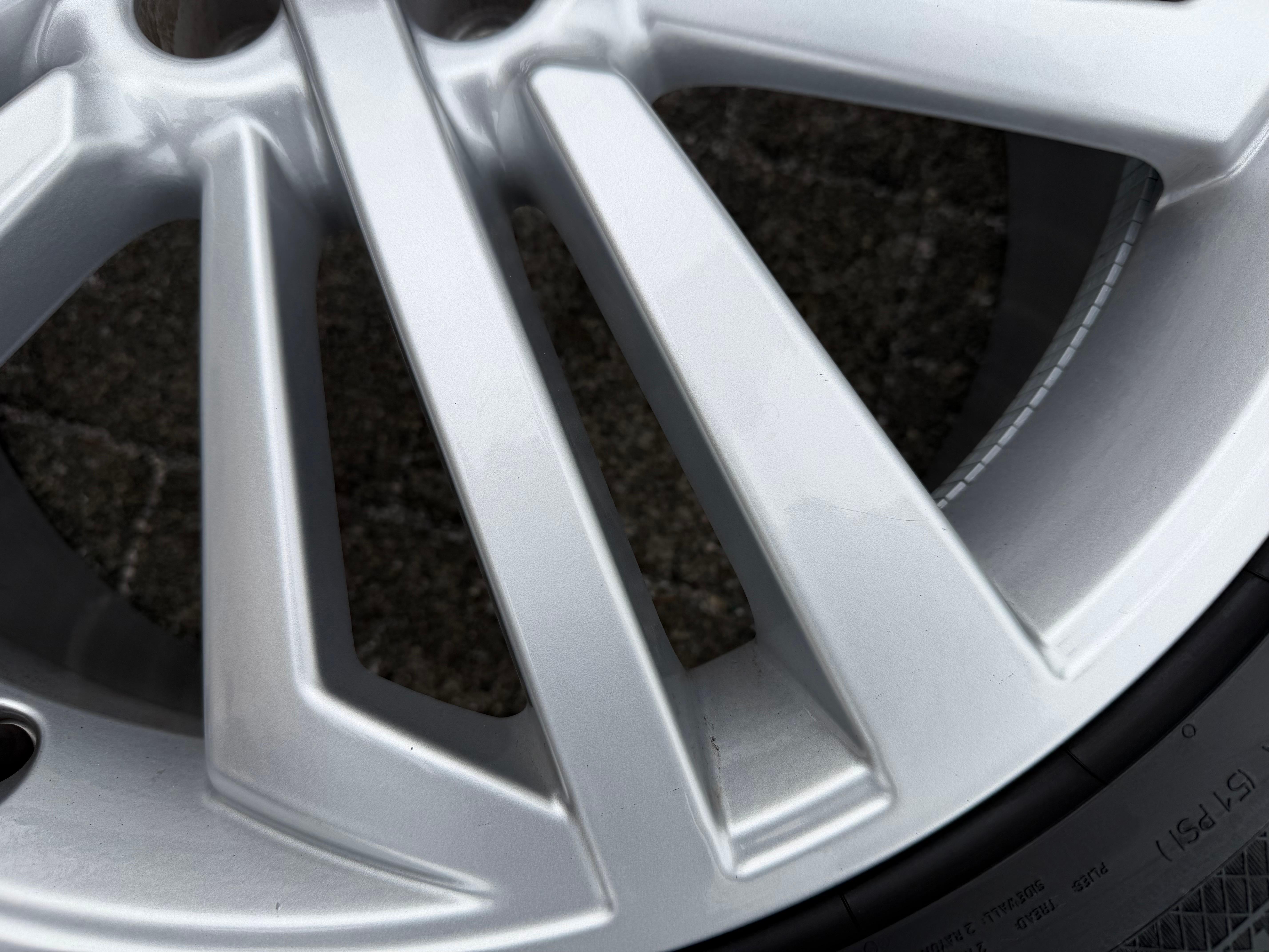 4 ORIGINAL 20" ALU WINTERRÄDER AUDI Q5 SQ5 FY 80A601025L 255/45R20 101V CONTINENTAL