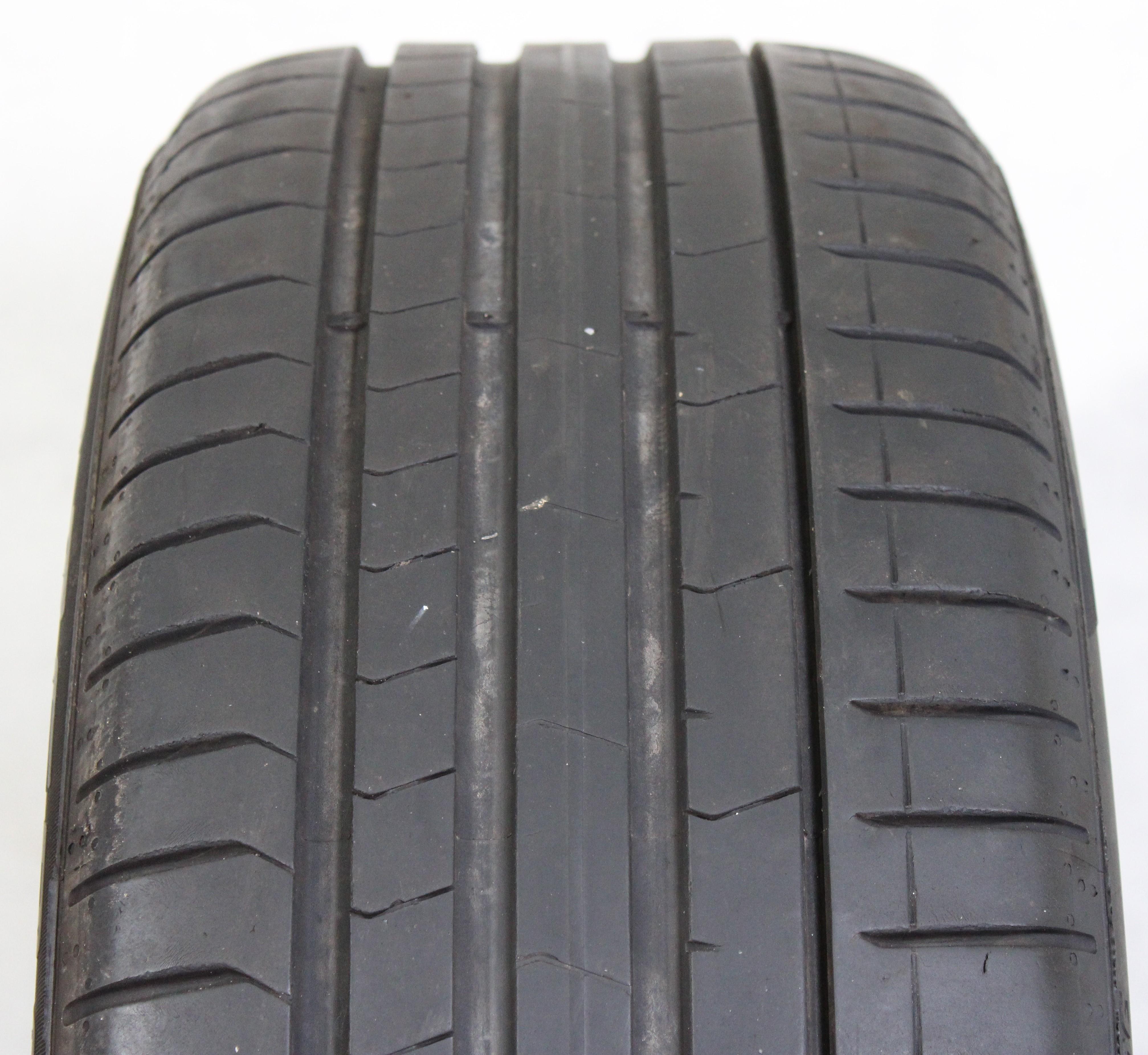 1 x 225/45R19 96Y Sommerreifen Pirelli Pzero PZ4 5-5,5mm 2023 *