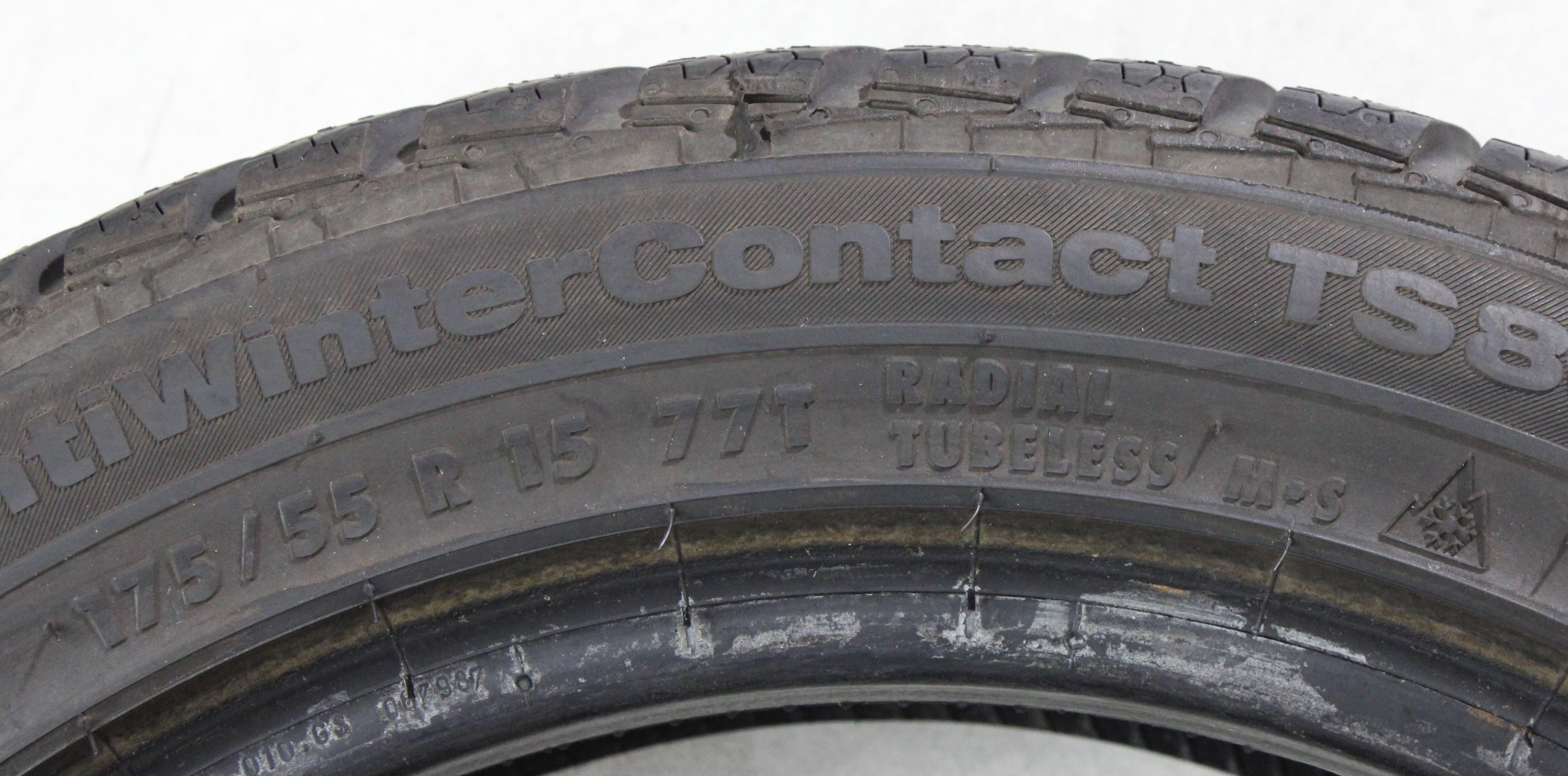 2 x 175/55R15 77T pneus hiver Continental Winter Contact TS800 1x5,5-6mm/1x6-6,5mm 2020