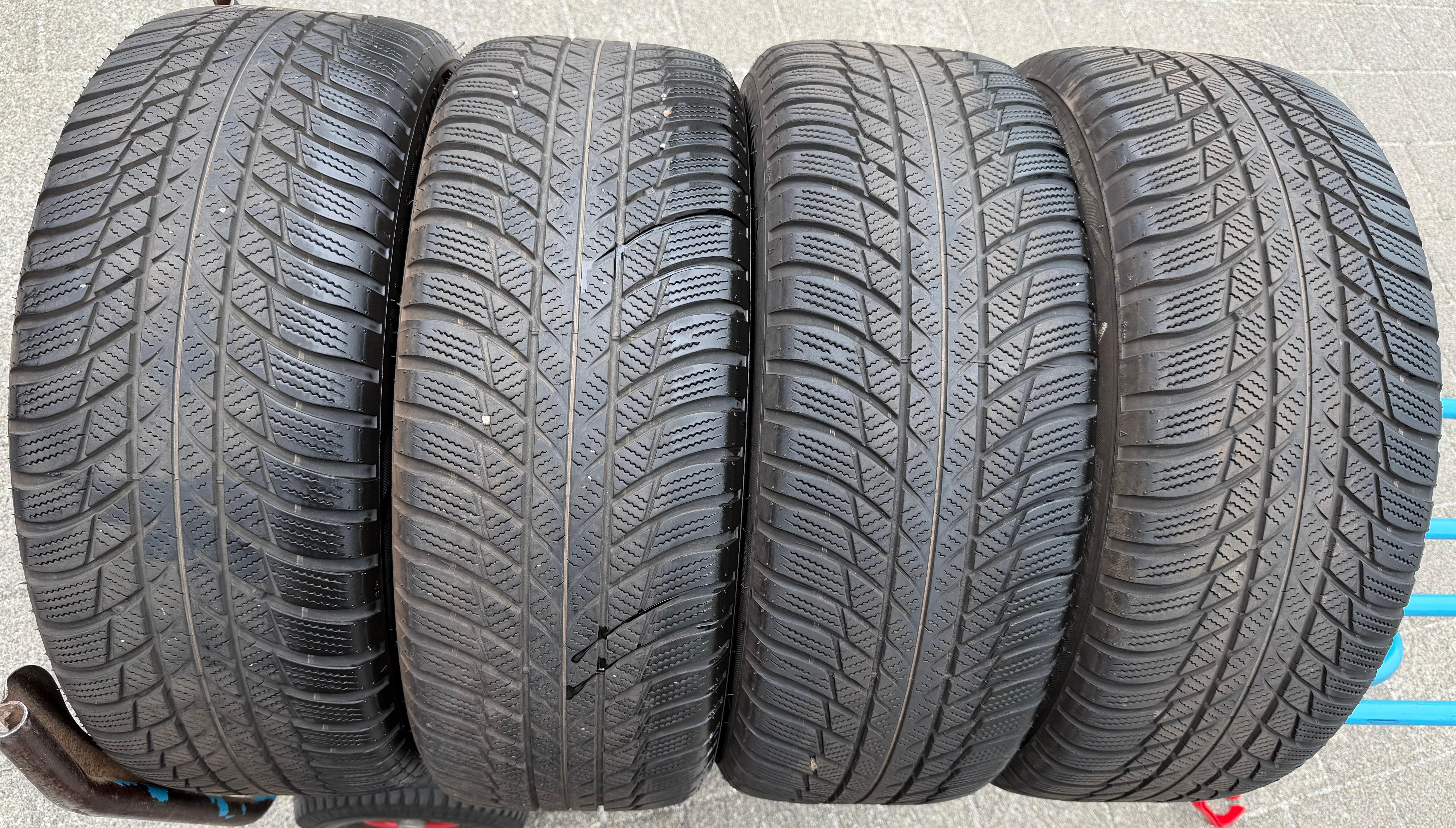 4 originele 17" aluminium wintervelgen voor Audi A4 B9 8W 8W0601025P 225/50R17 98H Bridgestone
