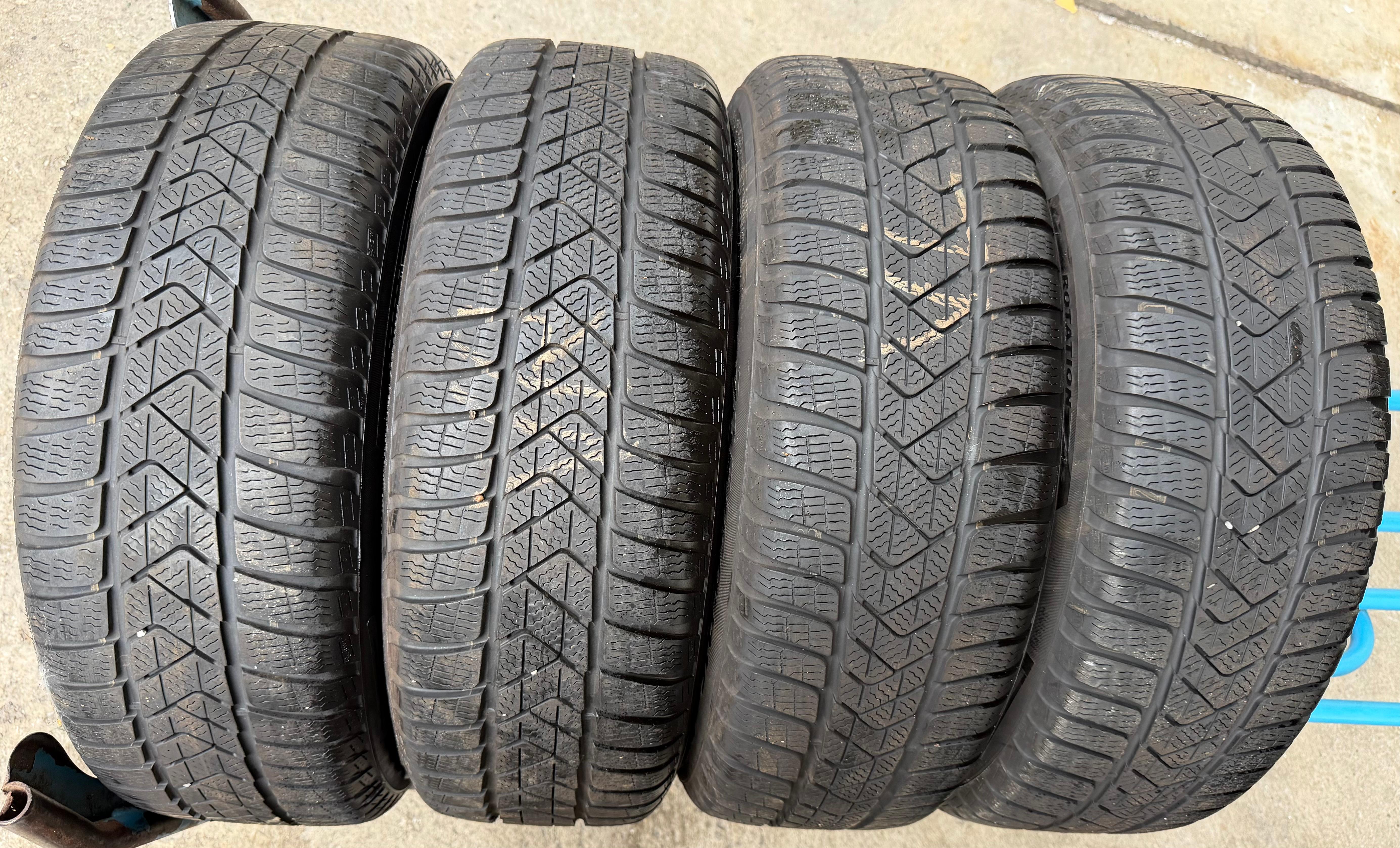 4 Original 16" Winterräder VW T-Cross C1 205/60R16 96H 2Q0601027E Pirelli
