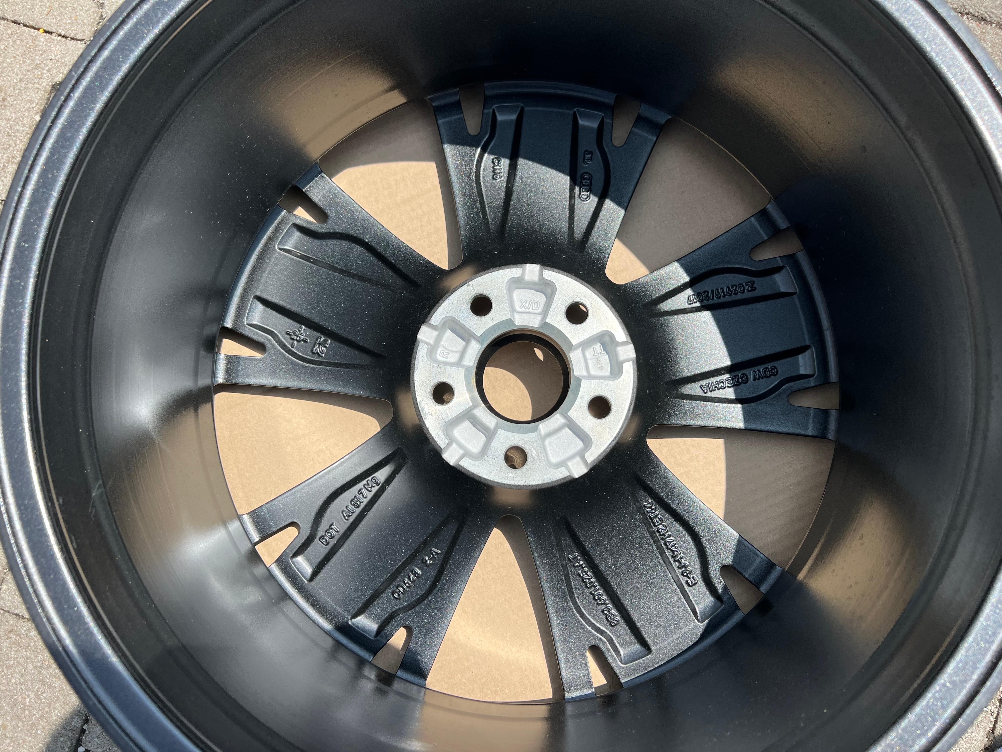 1 X ORIGINAL 19" ALUFELGE AUDI A5 S5 F2 B10 8B3601025AT 8x19 ET44 FREIHAUS