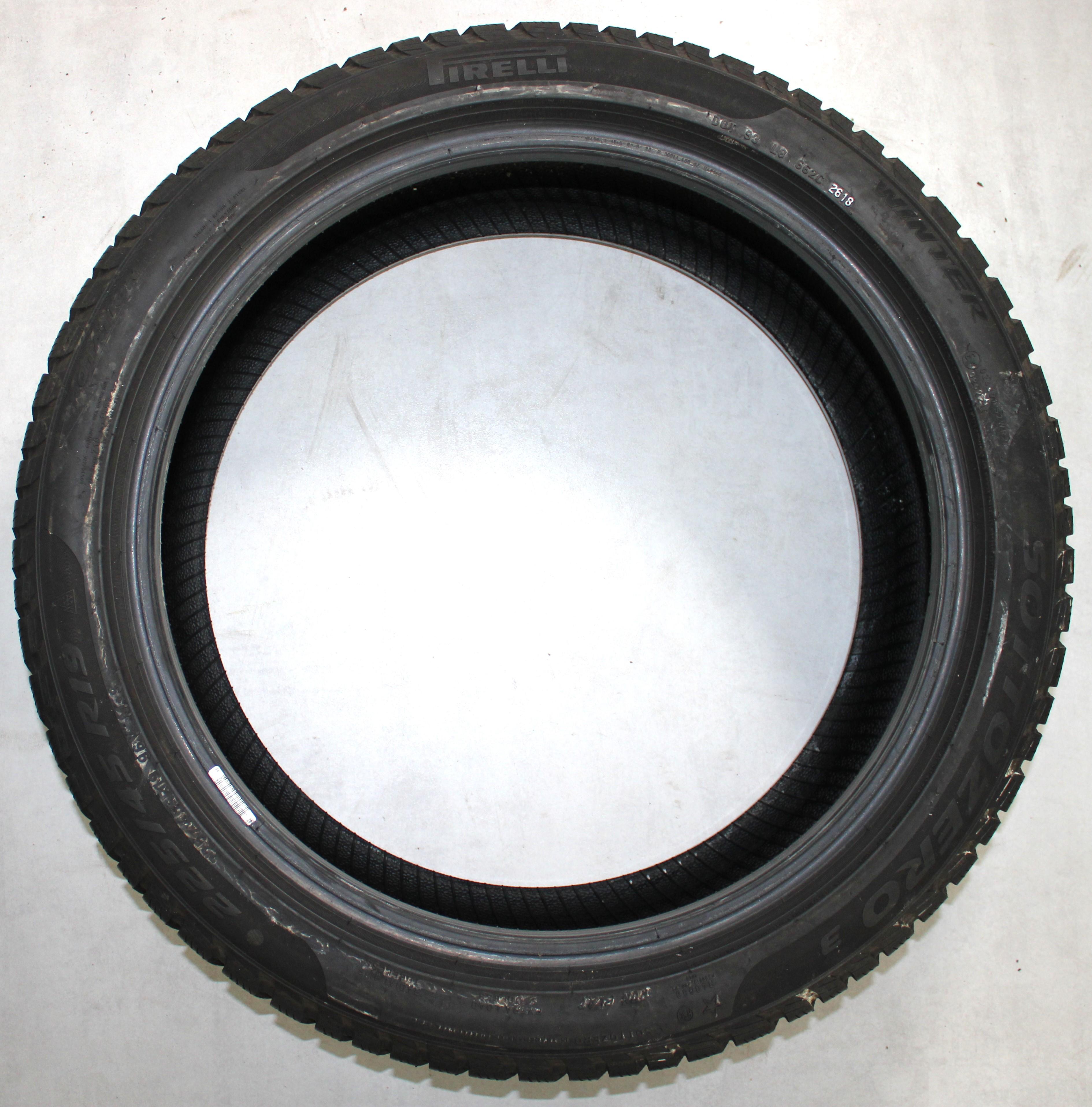 4 x 225/45R19 96V Winterreifen Pirelli Sottozero 3 Runflat 6mm 1x2018/3x2019 *