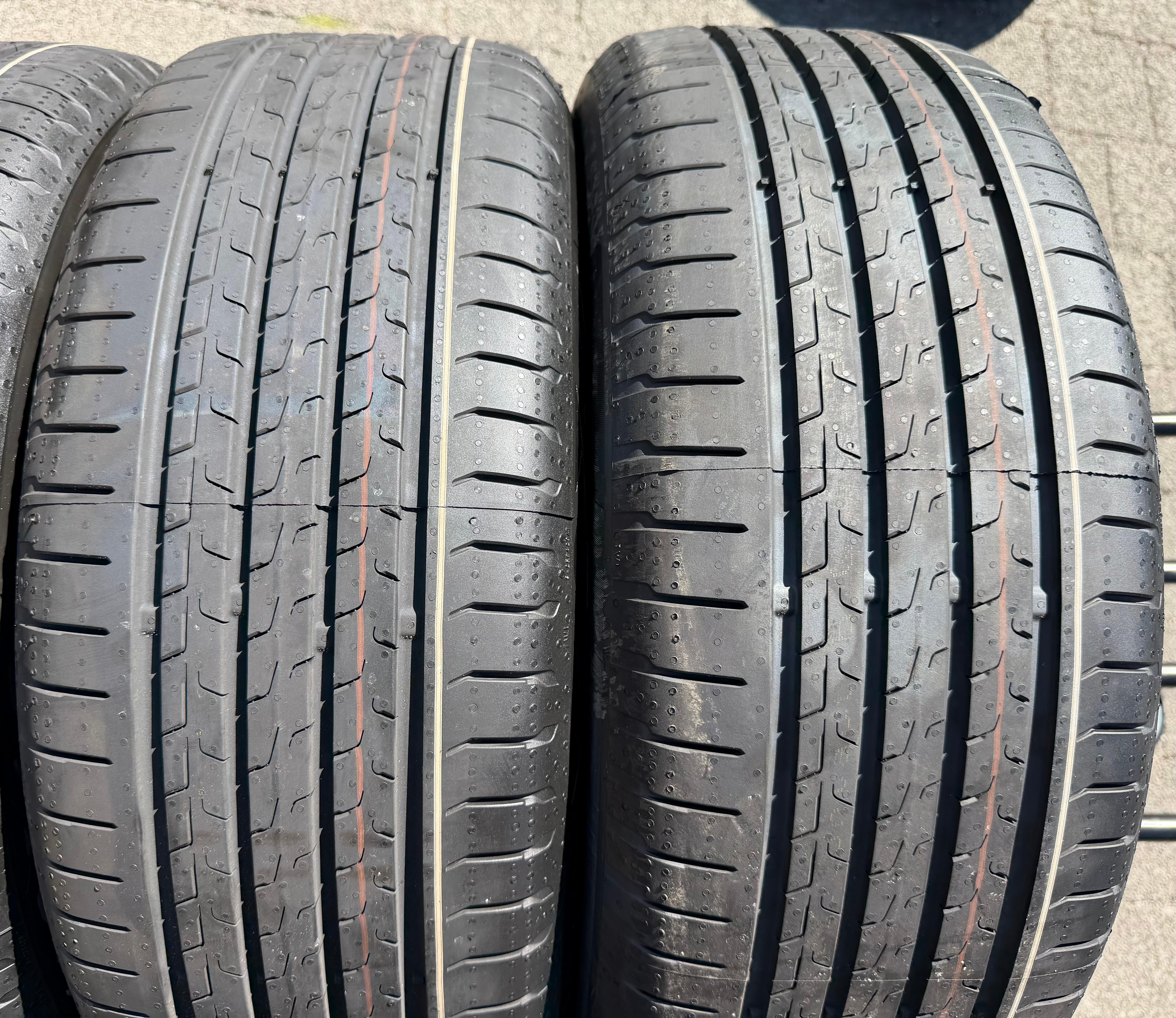4 Original 18" Alu Sommerräder Audi Q2 SQ2 81A601025AM 215/50R18 92W Continental