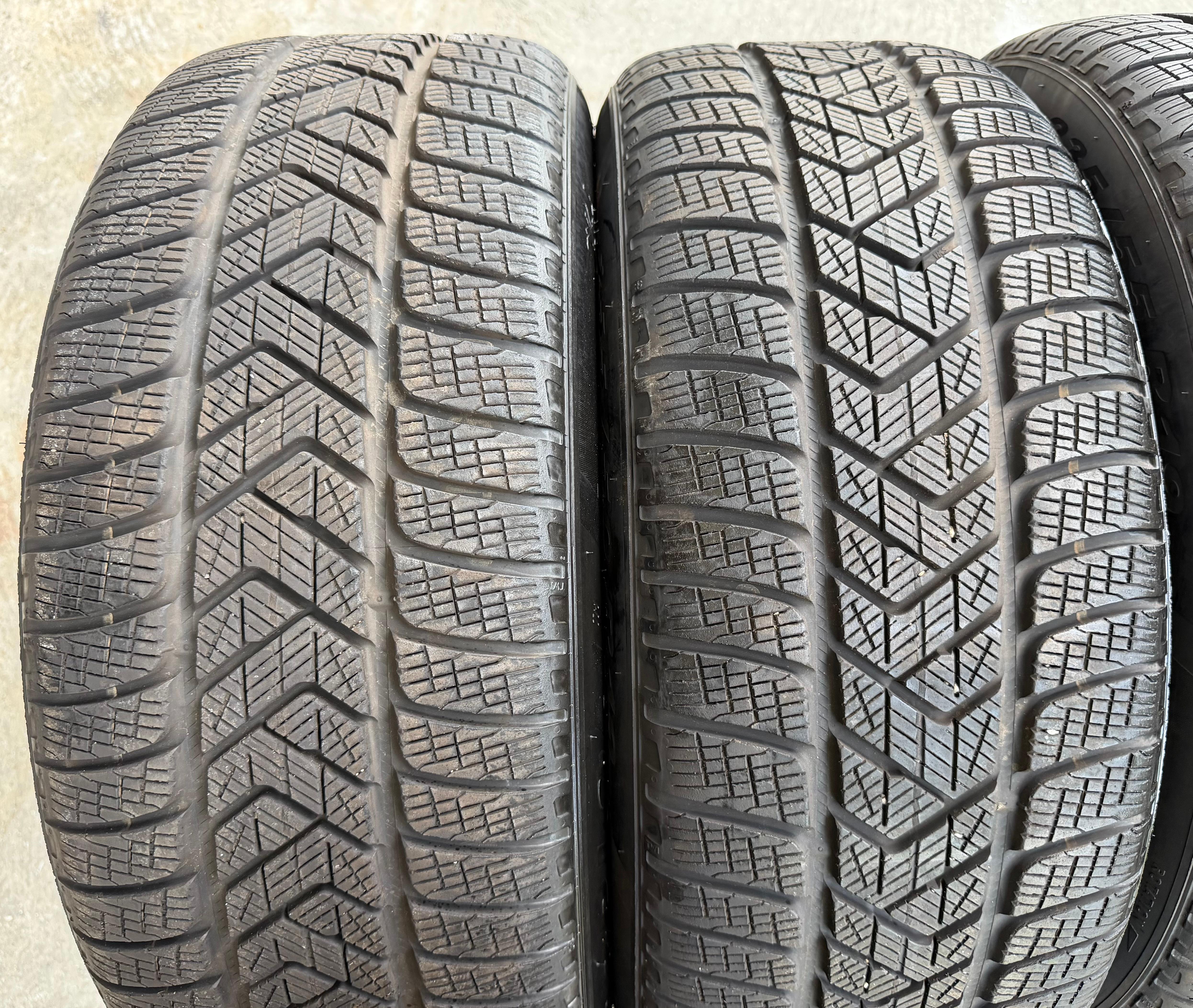 4 Winterräder Audi Q4 Skoda Elroq Enyak VW ID.4 ID.5 1EA601027B PIRELLI 2021