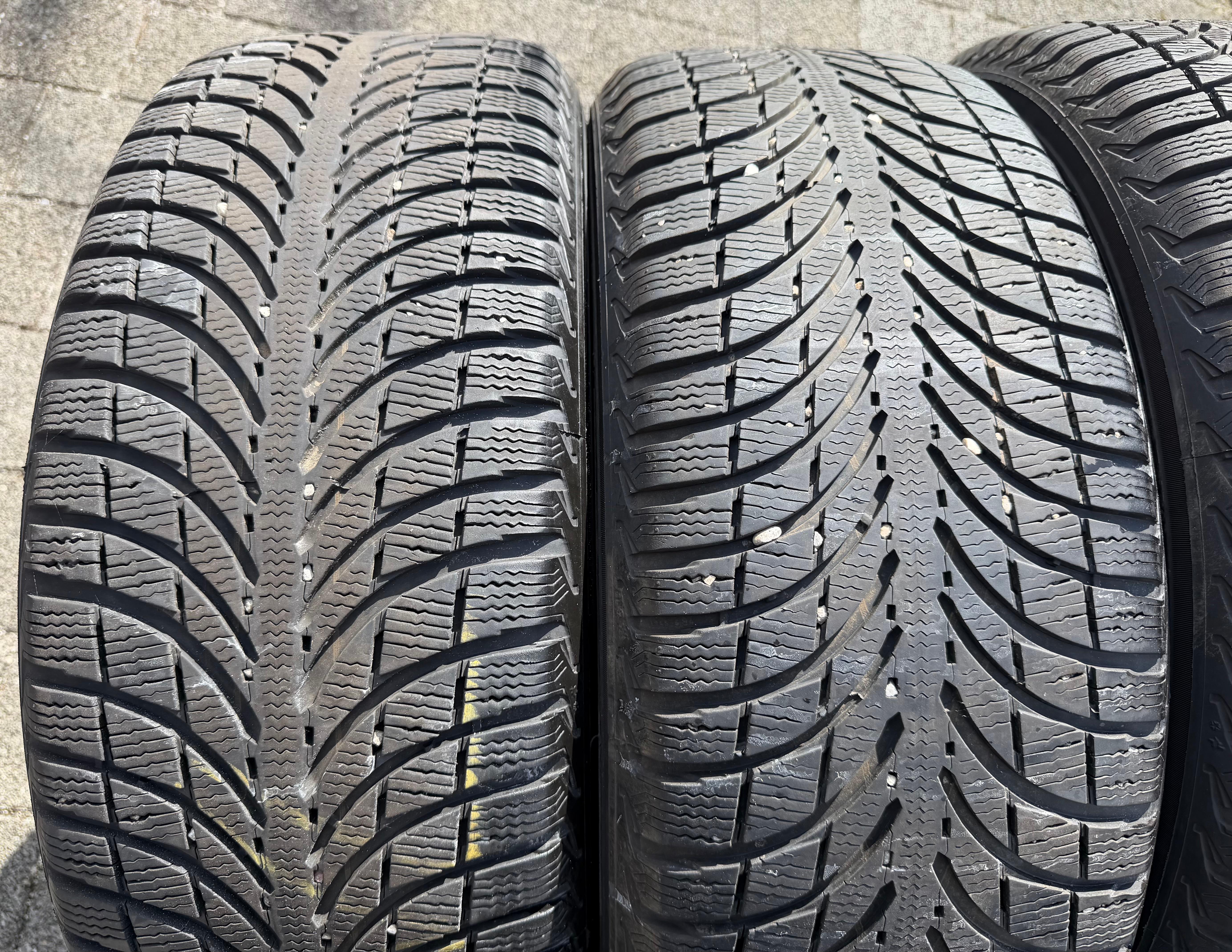 4 ruote in lega originali da 19" invernali Audi Q5 SQ5 FY 80A601025K 235/55R19 101H Michelin 2022