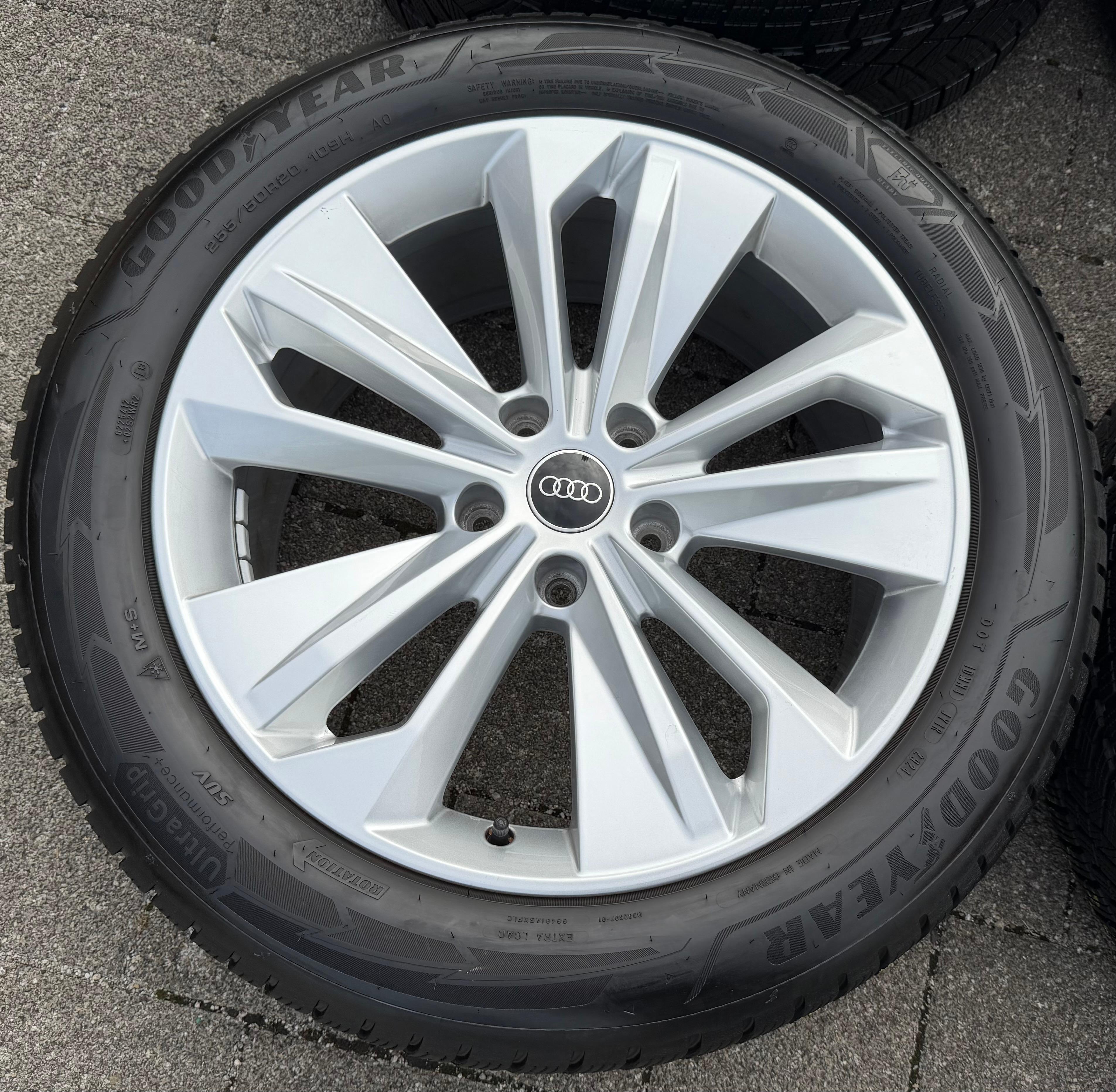 4 RUOTE IN LEGA ORIGINALI DA 20" INVERNALI AUDI Q6 SQ6 E-TRON GF 255/50R20 109V 285/45R20 112V