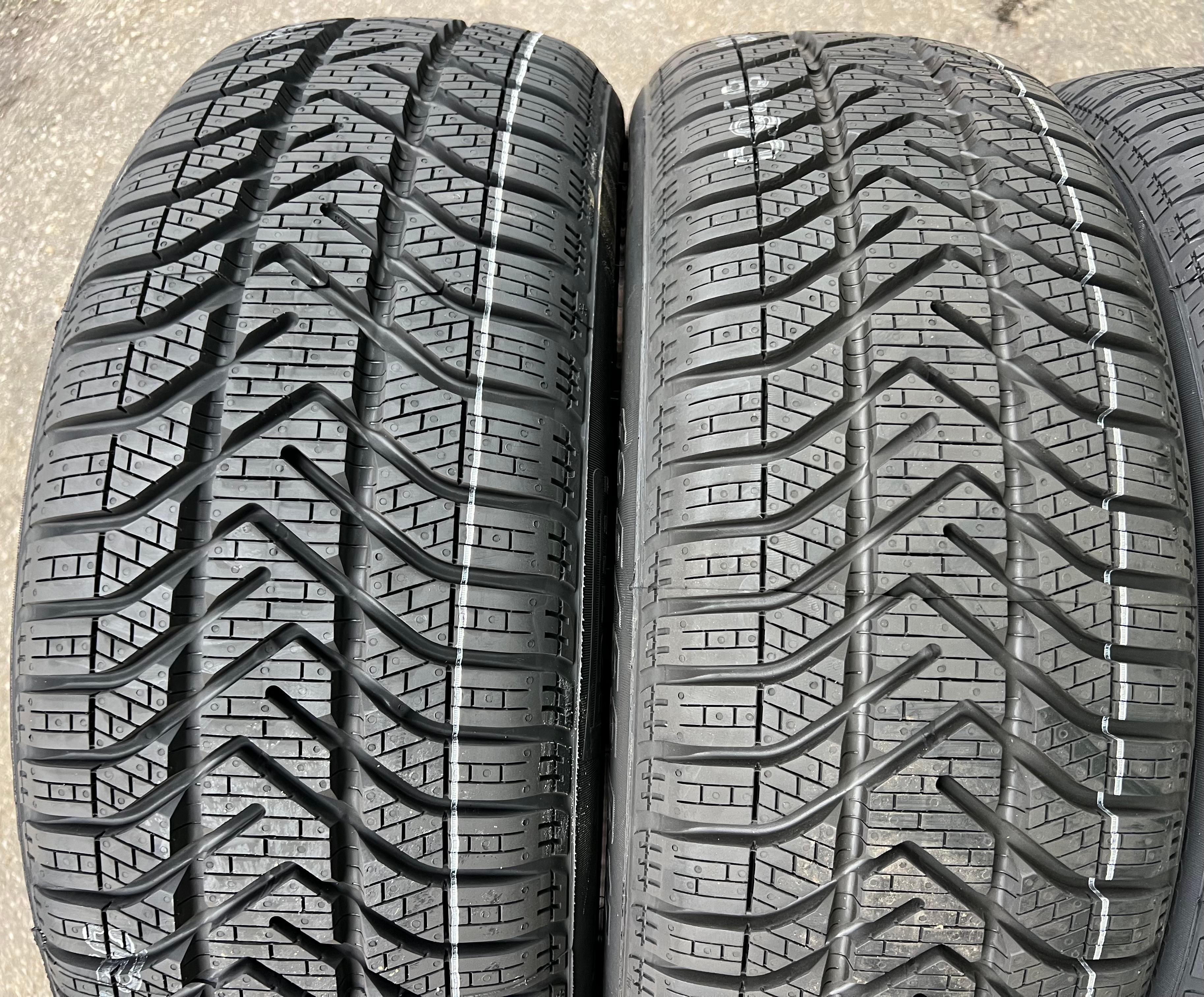 4 x 195/55R17 92H winterbanden Pirelli Snow Control 3 2022 NIEUW Gratis levering