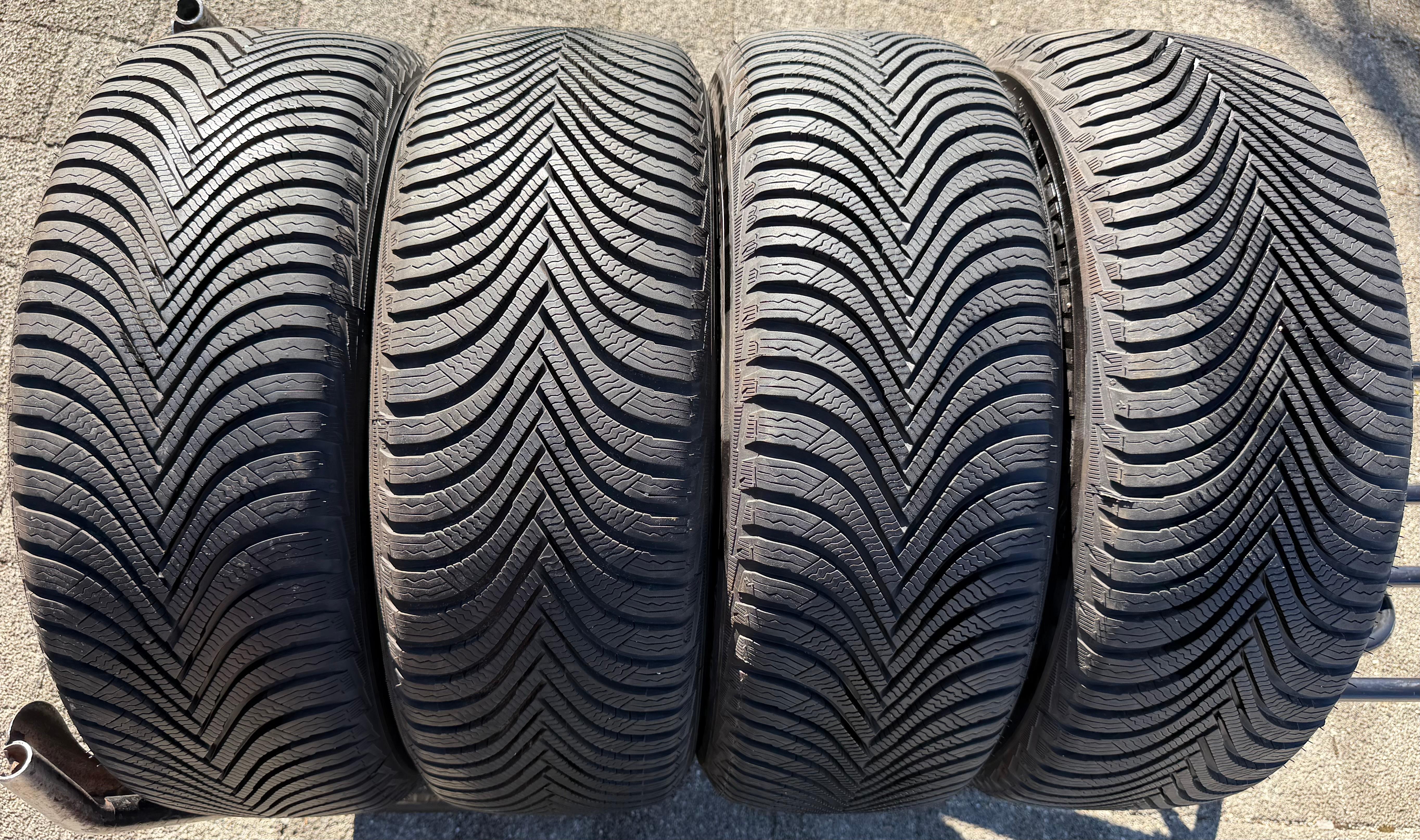 4 Original 17" Alu Winterräder Audi Q2 GA 215/55R17 94V Michelin 8MM 2023