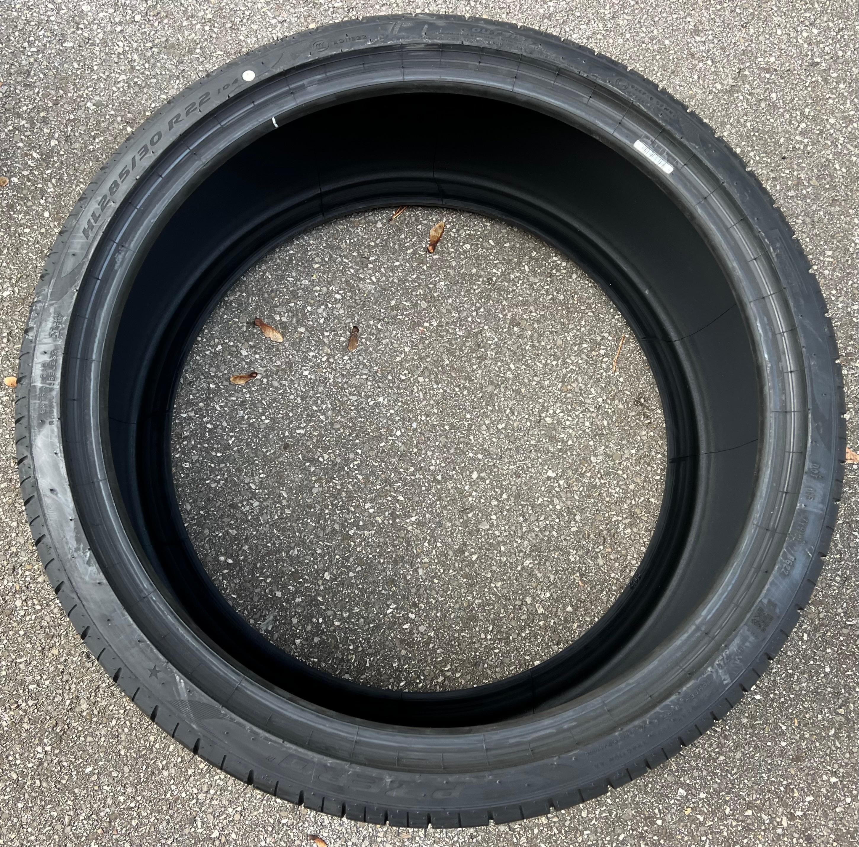 2 x 285/30R22 104Y Zomerbanden Pirelli Pzero PZ4 2022 NIEUW Gratis verzending