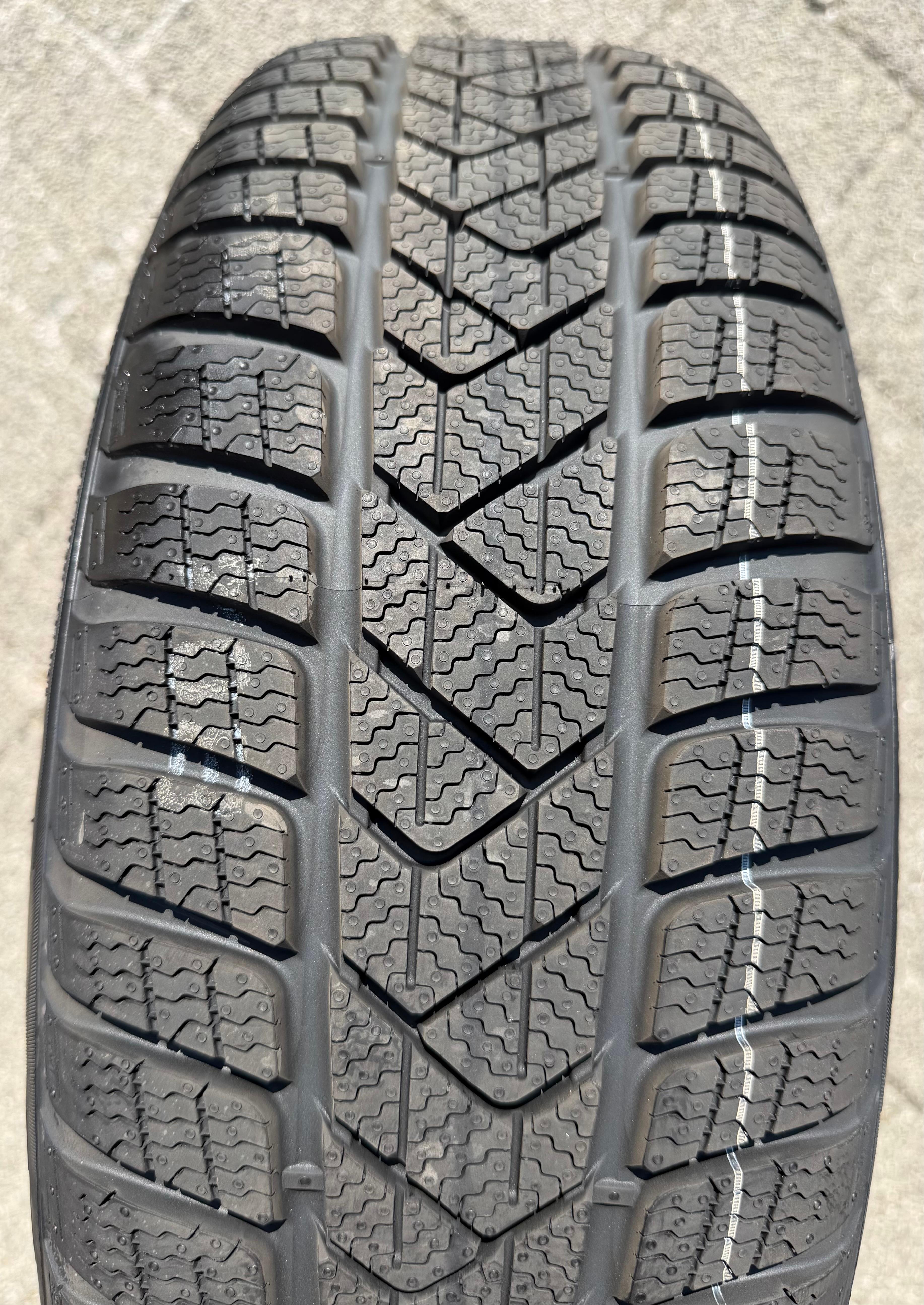 1 x 205/60R16 92H Winterreifen Pirelli Sottozero 3 NEU 2021