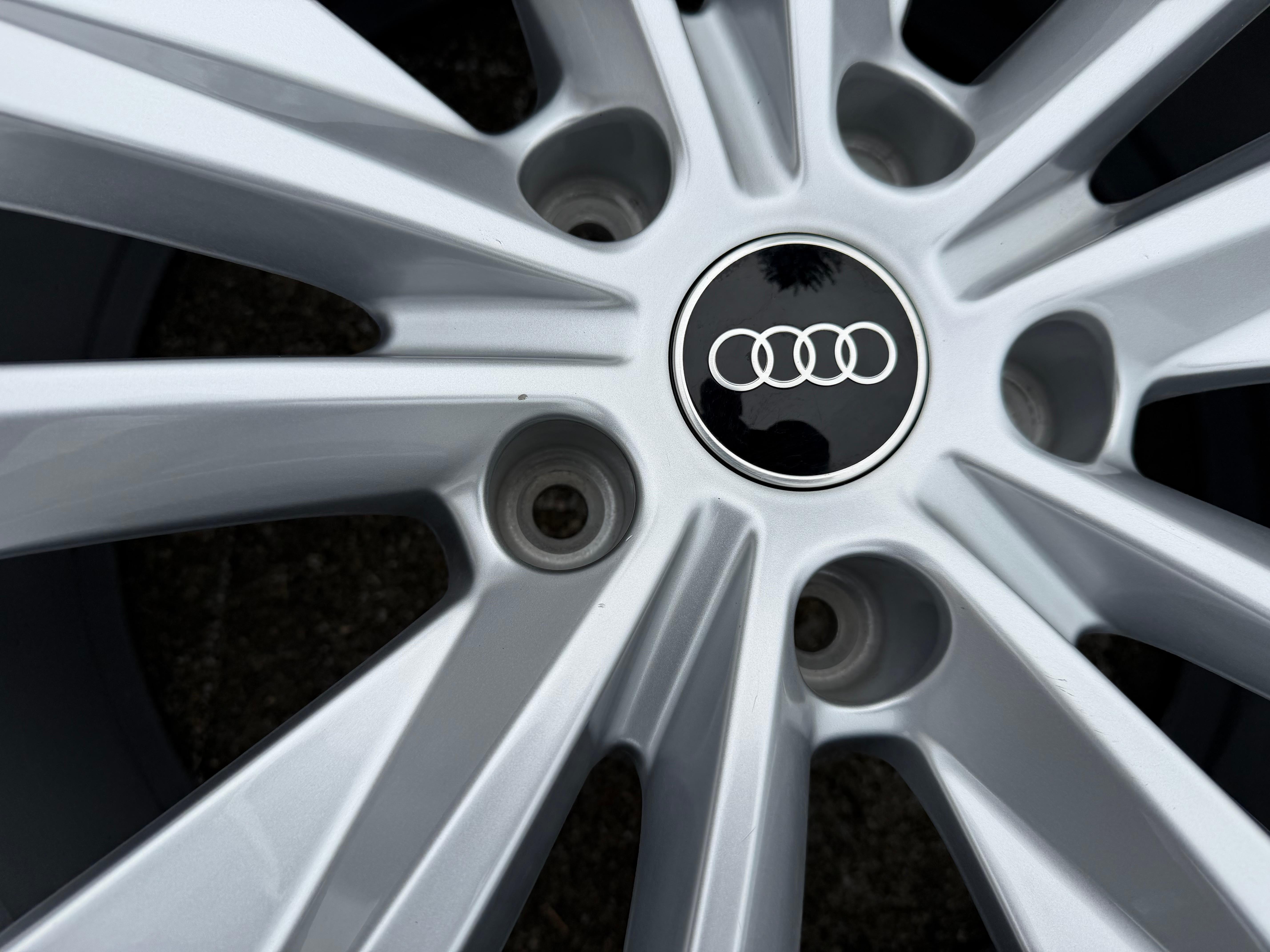 4 ORIGINAL ALU 20" WINTERRÄDER AUDI Q6 SQ6 E-TRON GF 255/50R20 109V 285/45R20 112V