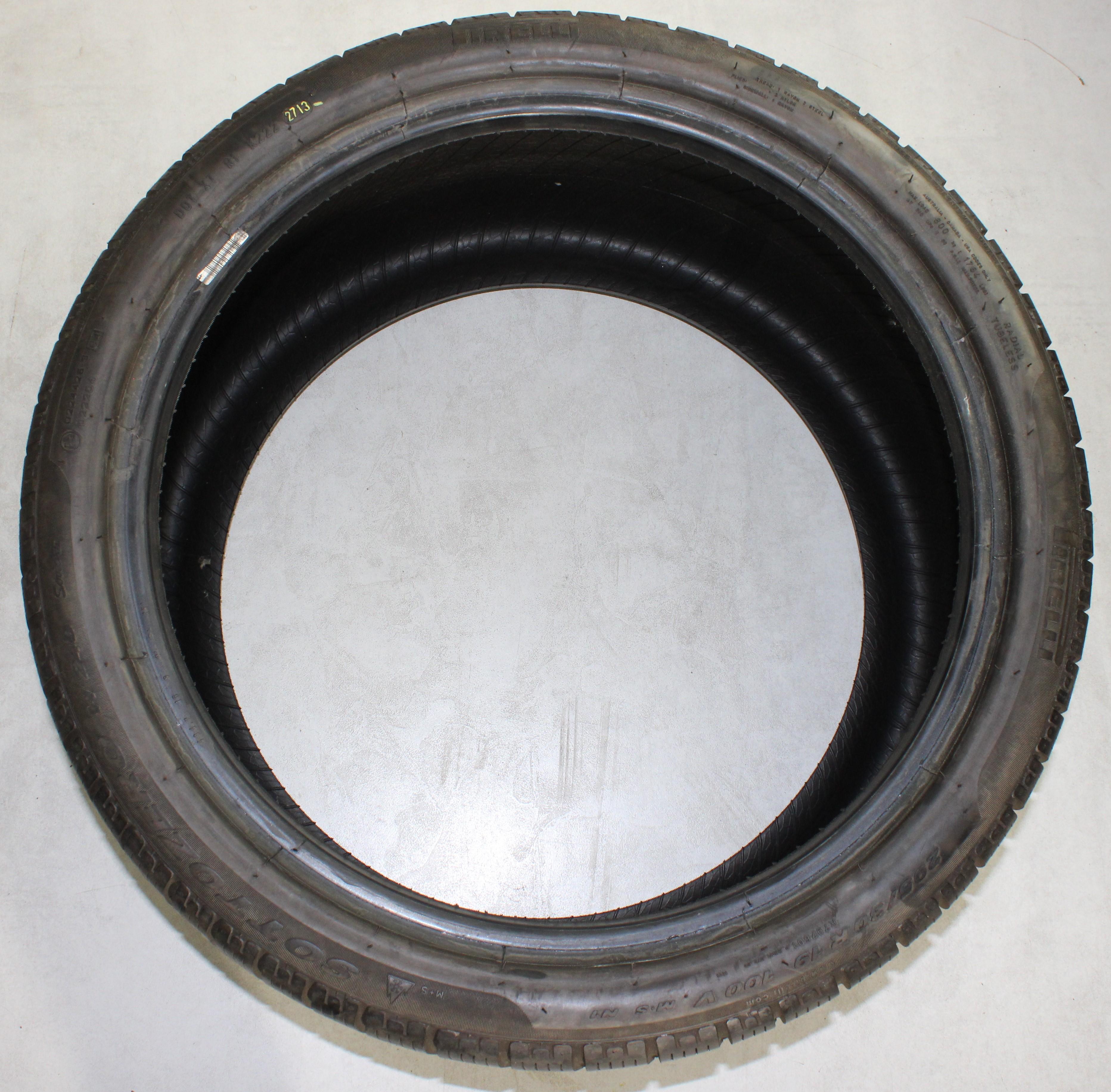 2 x 295/30R19 100V pneus hiver Pirelli Sottozero 2 N1 6-6,5mm 2013