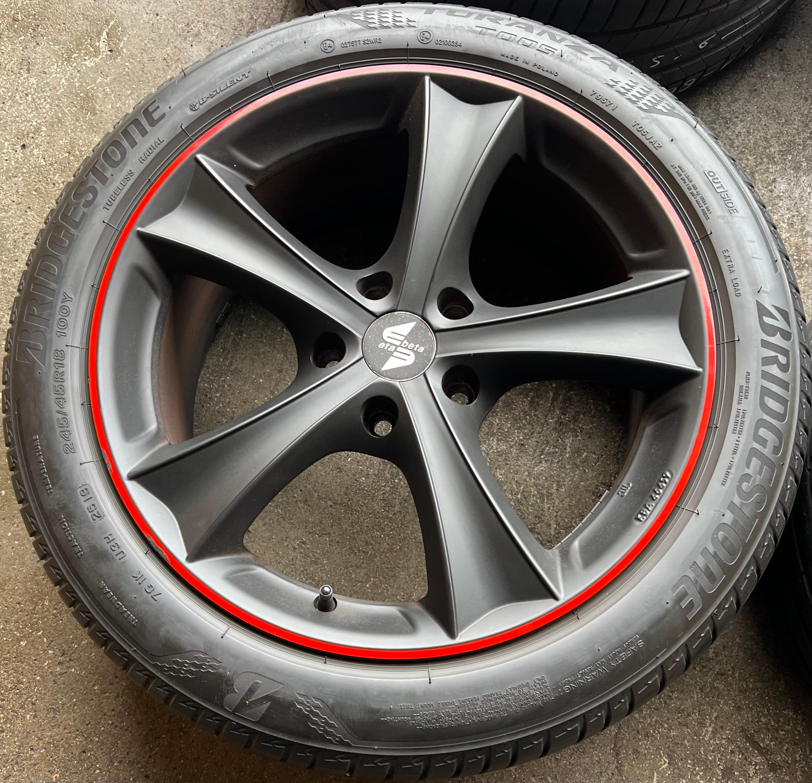 4 aluminium 18-inch zomerwielen voor VW BUS T5, T6 en T6.1 (Eta, Beta) 245/45R18 100Y