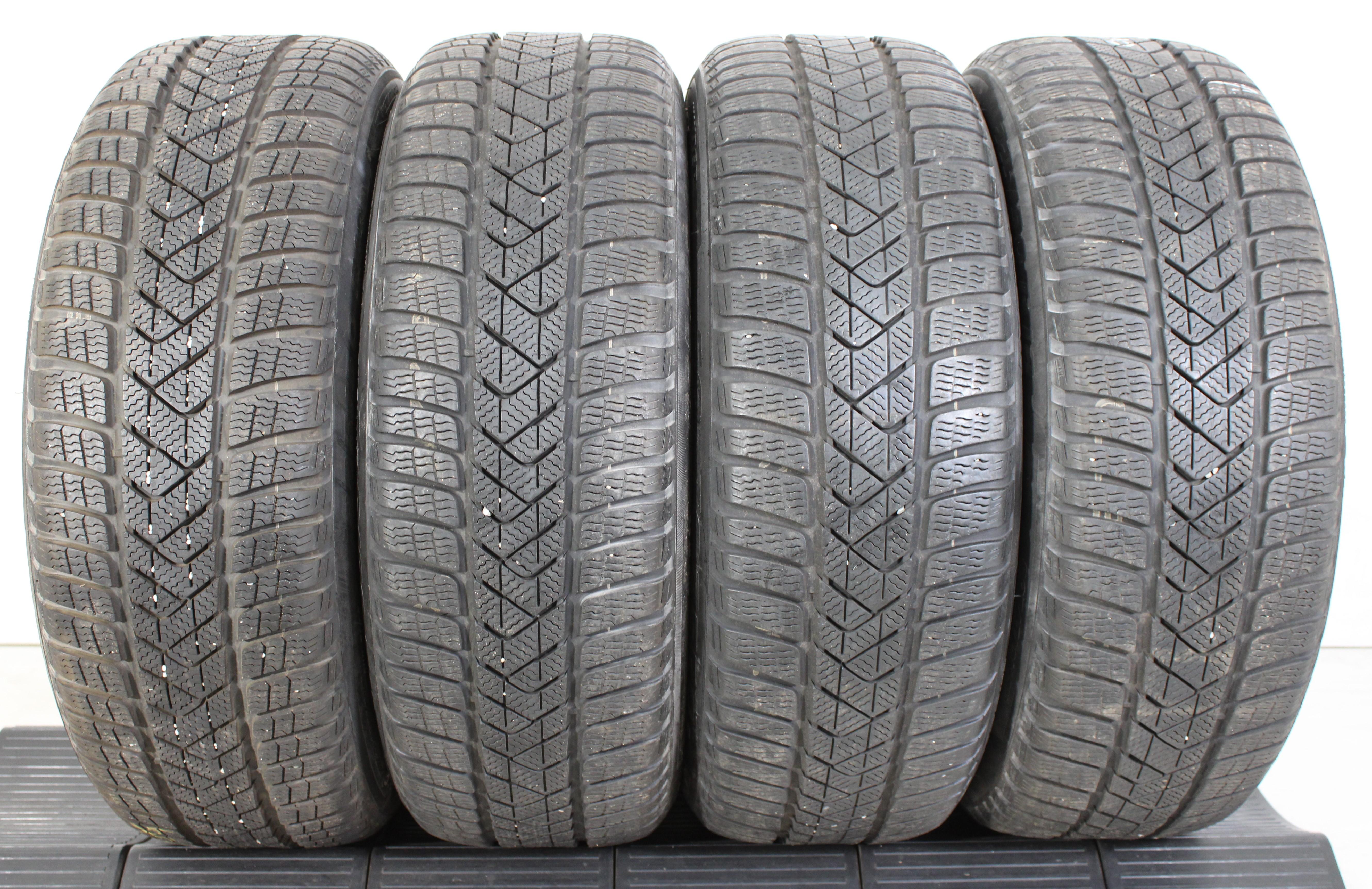 4 x 225/50R18 95H Winterreifen Pirelli Sottozero 3 Runflat 1x6mm/2x7mm/1x8mm 3x2017/1x2020 *