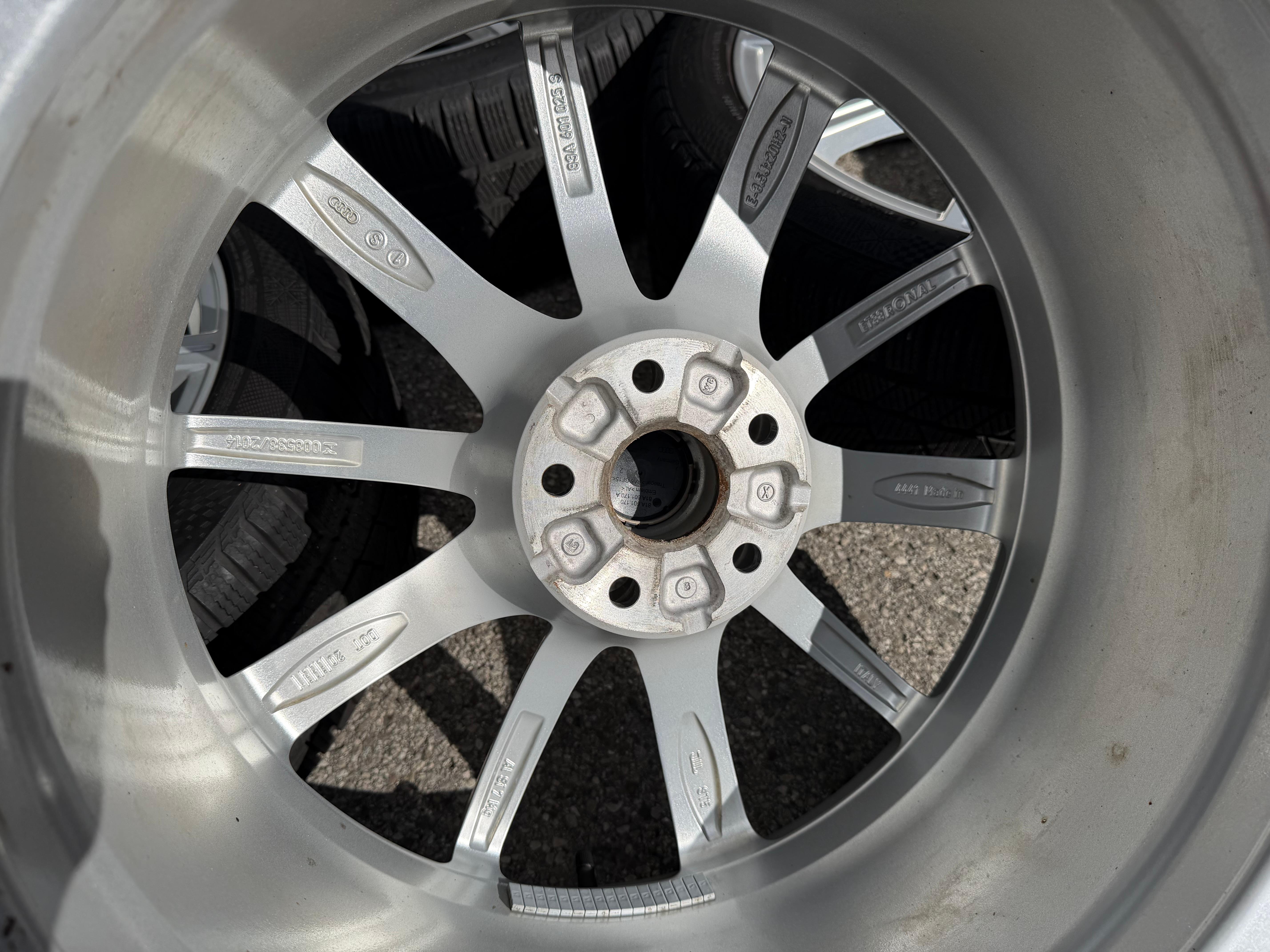 4 RUEDAS DE ALEACIÓN ORIGINALES DE INVIERNO DE 20" PARA AUDI Q3 F3 RSQ3 83A601025S 255/40R20 101W CONTINENTAL