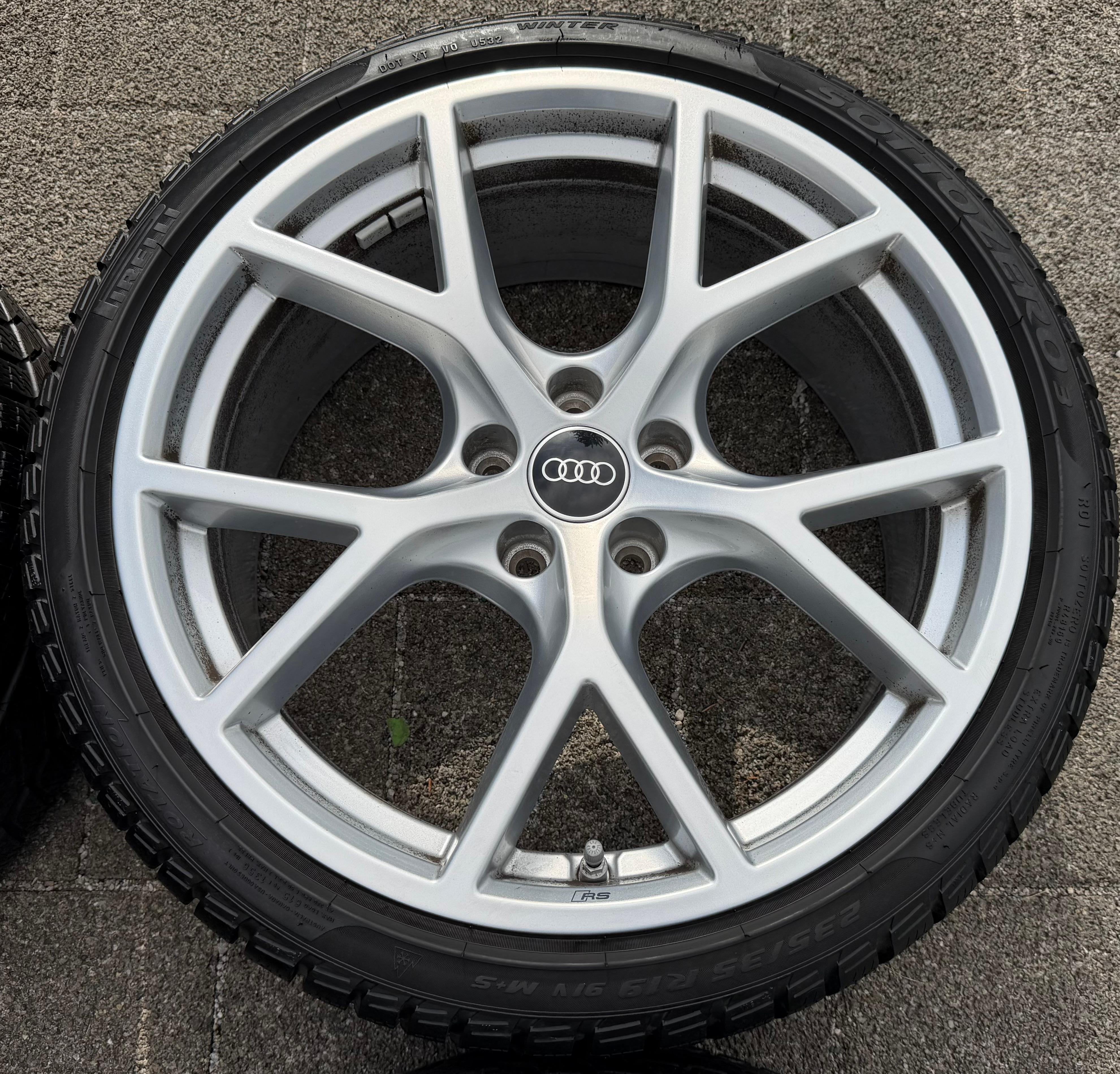 4 ORIGINAL 19" ALU WINTERRÄDER AUDI RS3 8Y 8Y0601025BT 235/35R19 91V PIRELLI RDKS