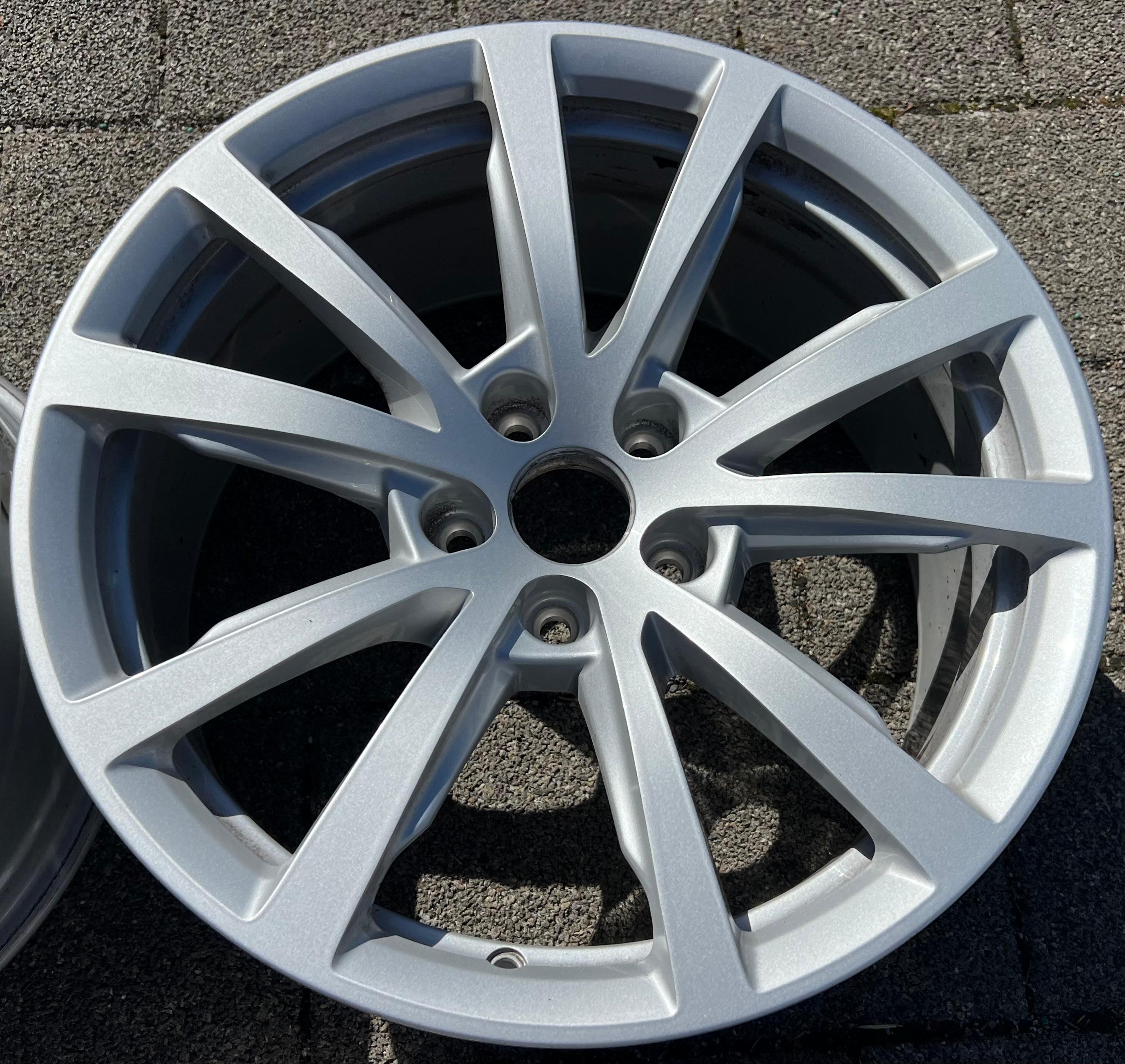 4 ORIGINAL 18" ALUFELGEN FELGEN AUDI A8 4N 4N0601025A 8x18 ET29 FREIHAUS