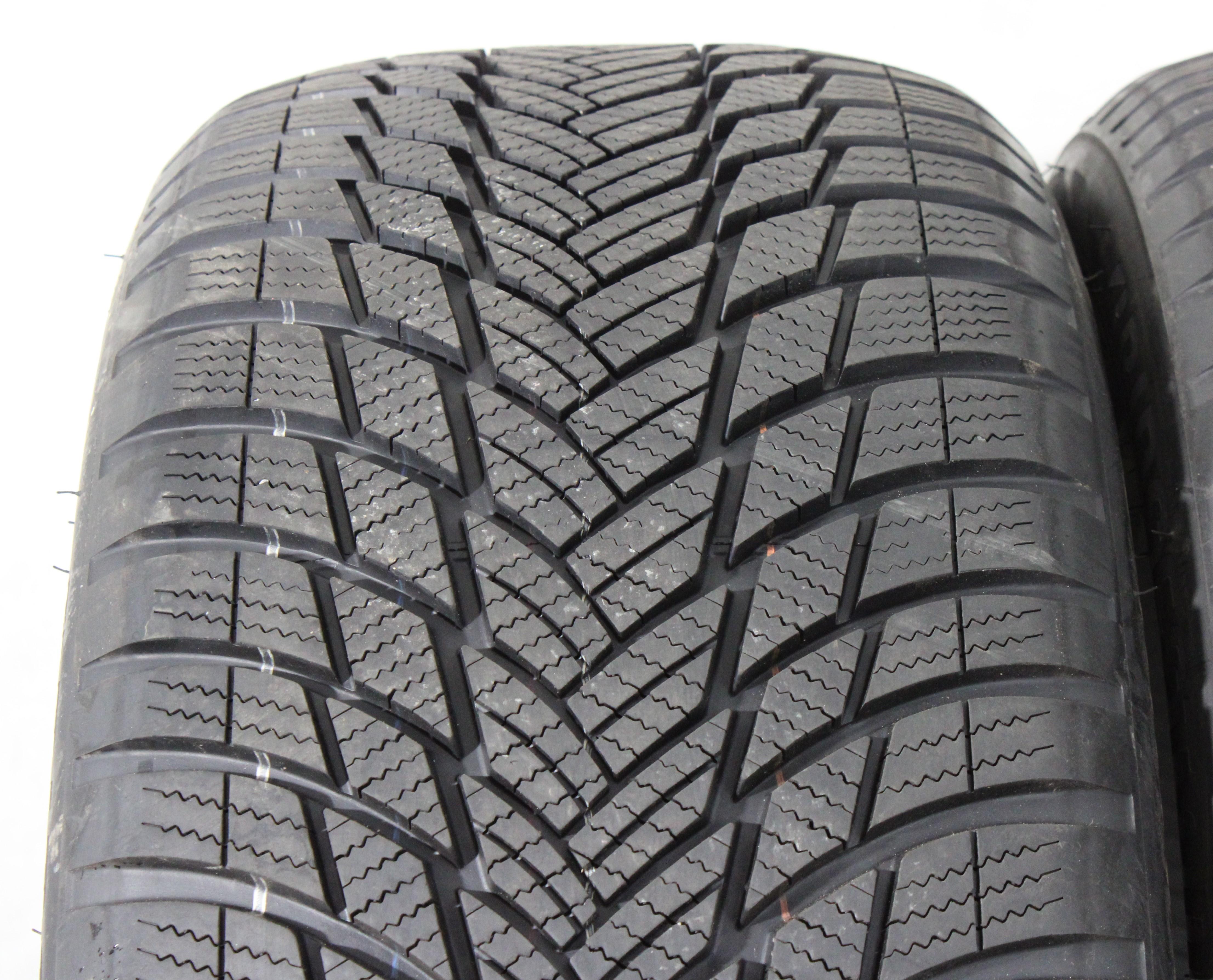 2 x 255/50R20 109H Winterreifen Bridgestone Blizzak LM001 AO 7,5mm 2019