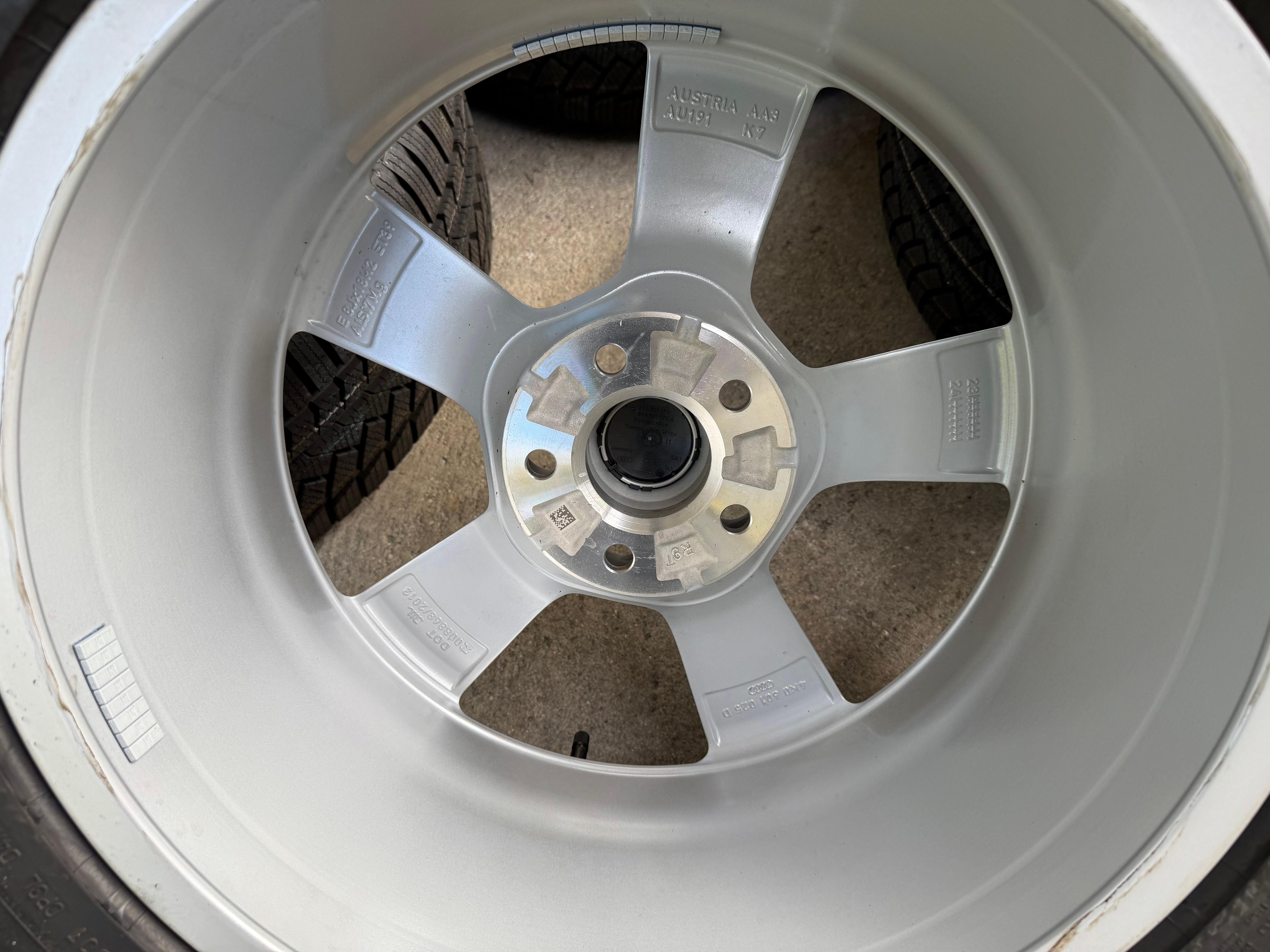 4 Original 18" Alu Winterräder Audi A6 Allroad 4K C8 4K0601025D 235/55R18 100H Continental NEU