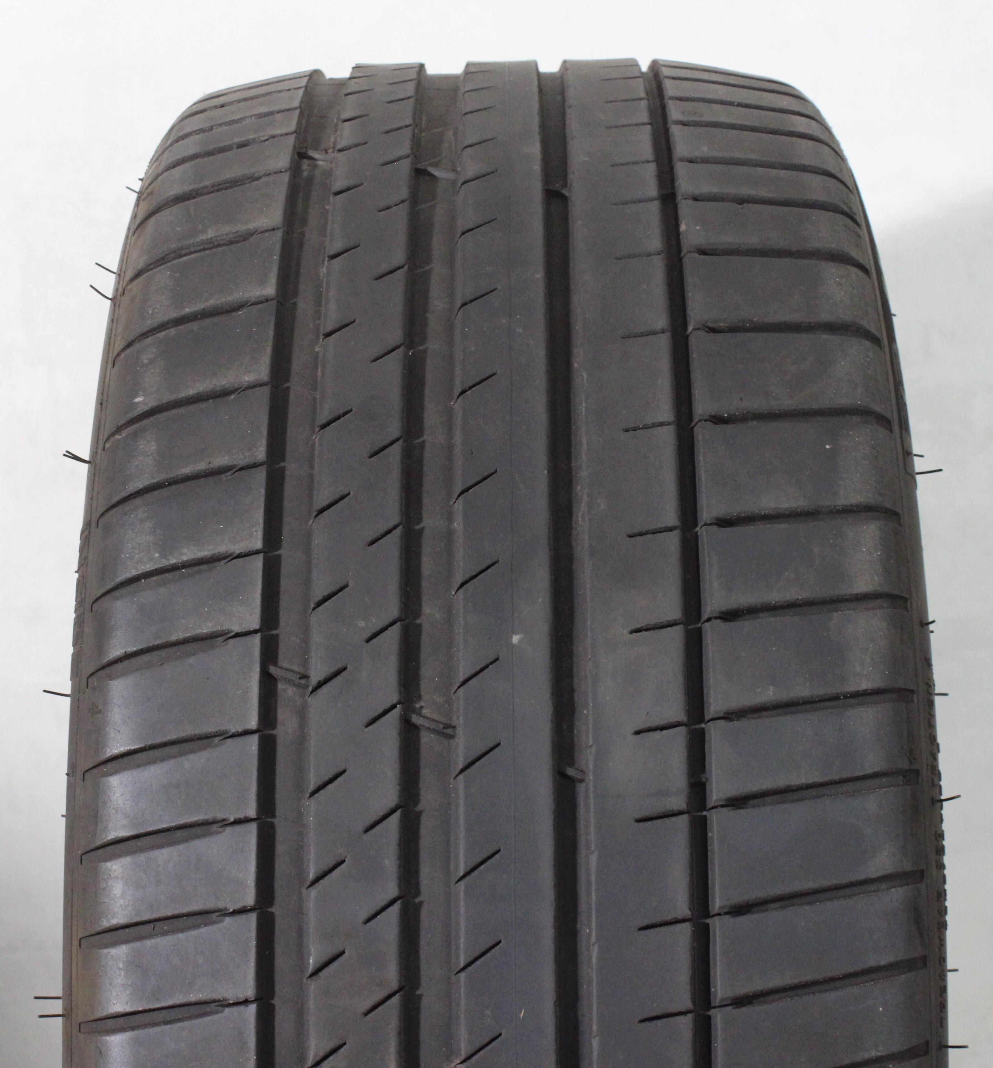 1 x 245/40R19 101Y neumático de verano Michelin Pilot Sport 4 * 4,5-5mm 2022 XL