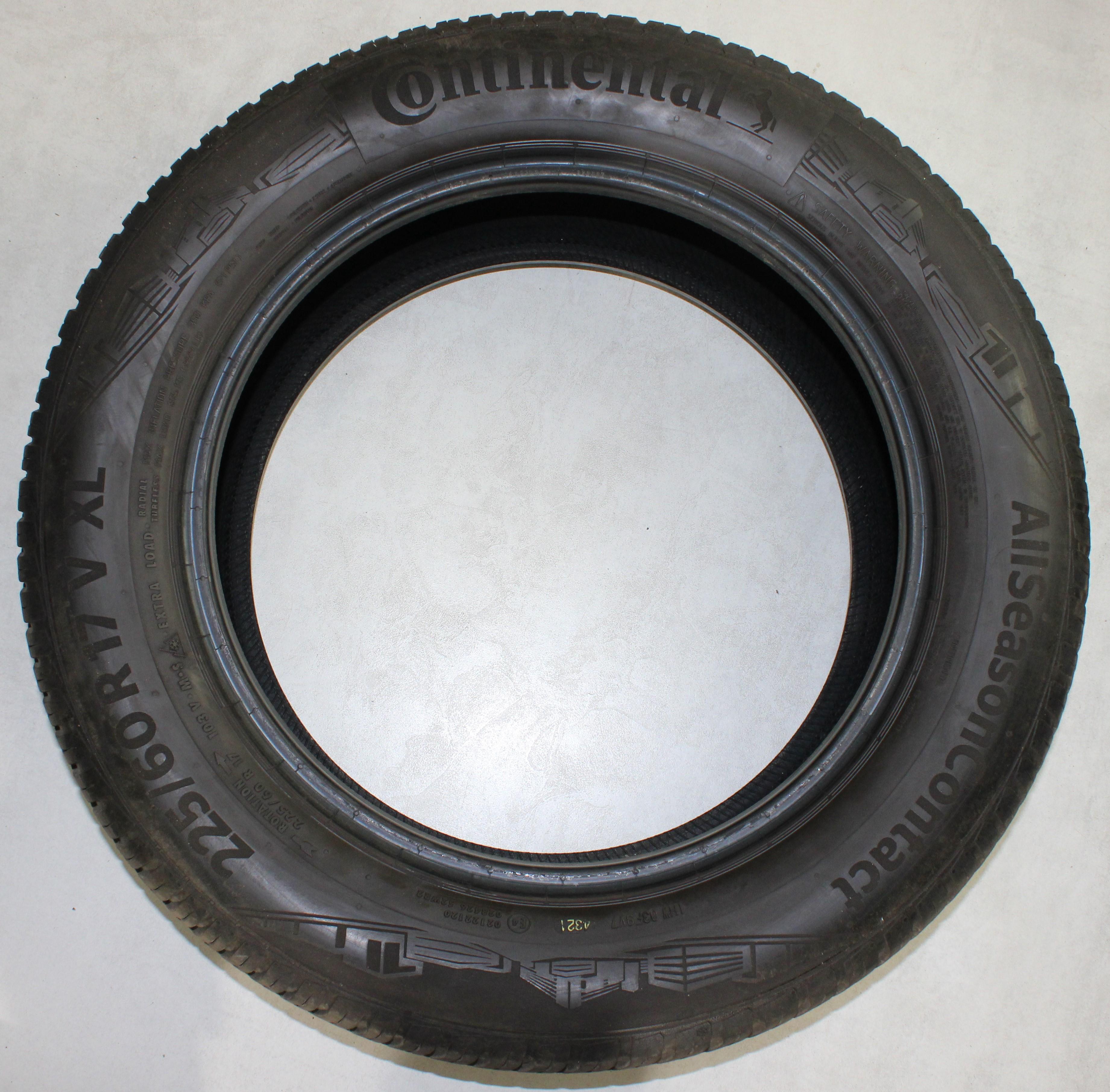 4 x 225/60R17 103V neumáticos para todas las estaciones Continental All Season Contact 2x5-5,5mm/2x7mm 3x2021/1x2022 XL