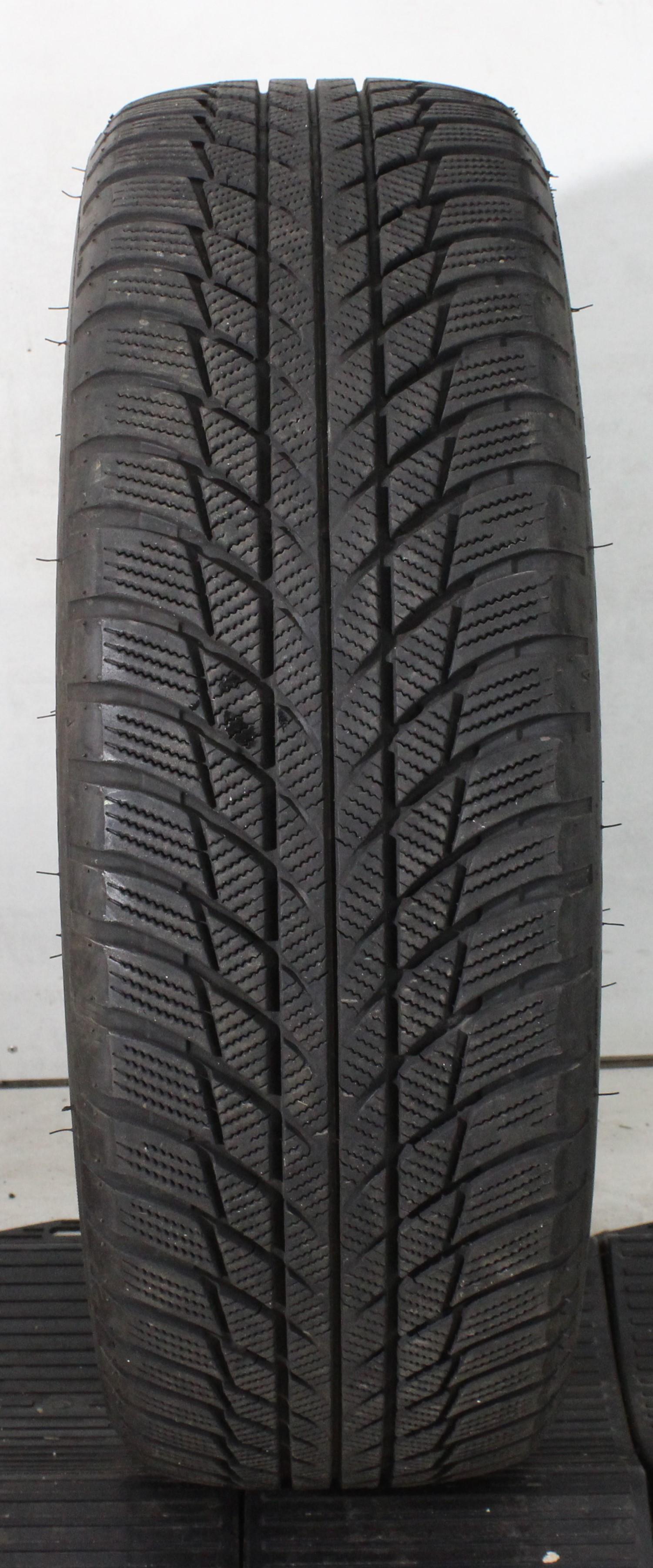 1 x 205/60R17 93H Winterreifen Bridgestone Blizzak LM001 * 6-6,5mm 2022