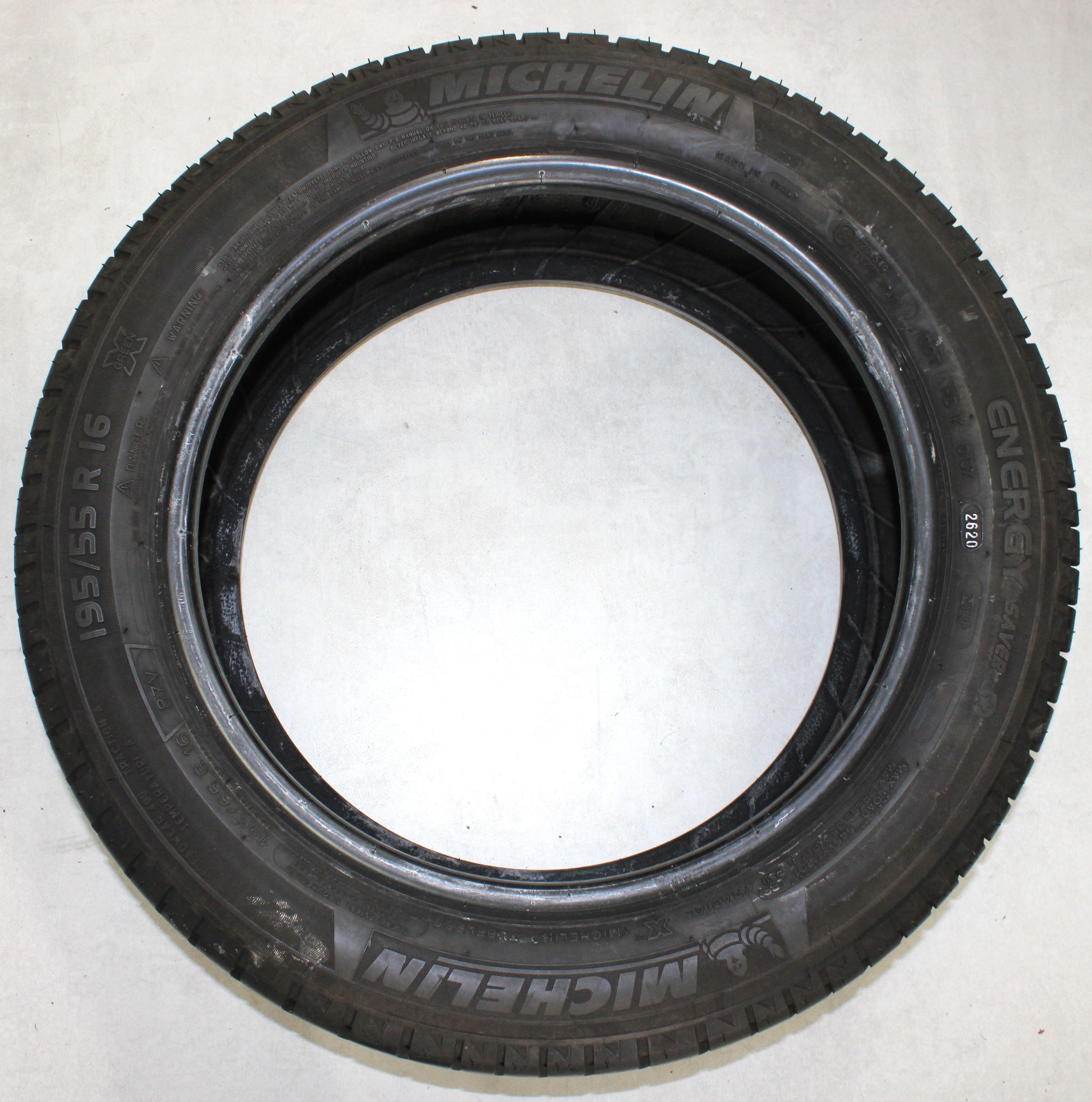 4 neumáticos de verano Michelin Energy Saver 195/55R16 87V, con un grosor de banda de rodadura de 6,5-7 mm (3 de 2016 y 1 de 2020) *
