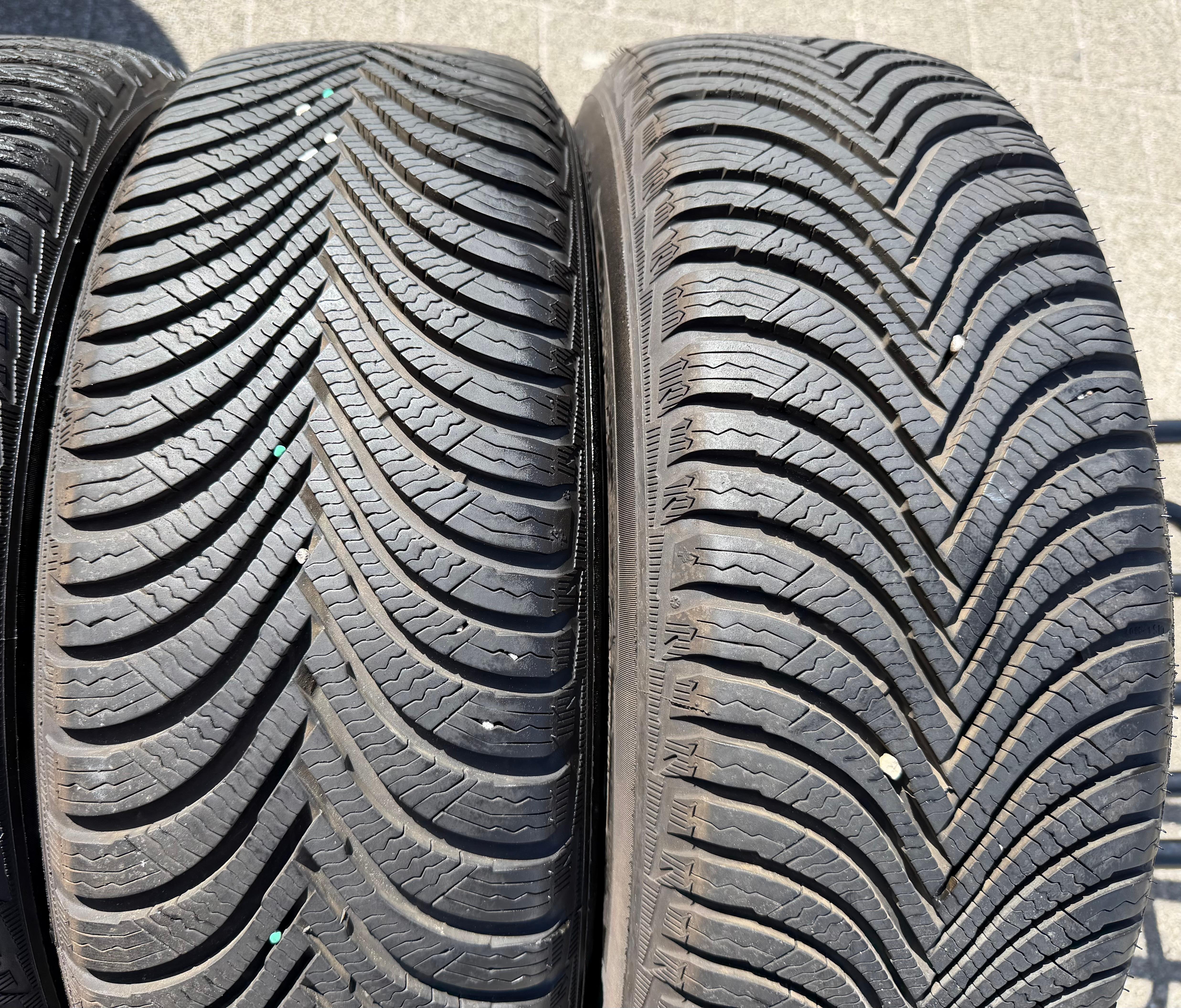 4 ruedas de invierno Audi Q2 GA VW T-ROC A11 205/60R16 92H Michelin Alpin 5 neumáticos de invierno