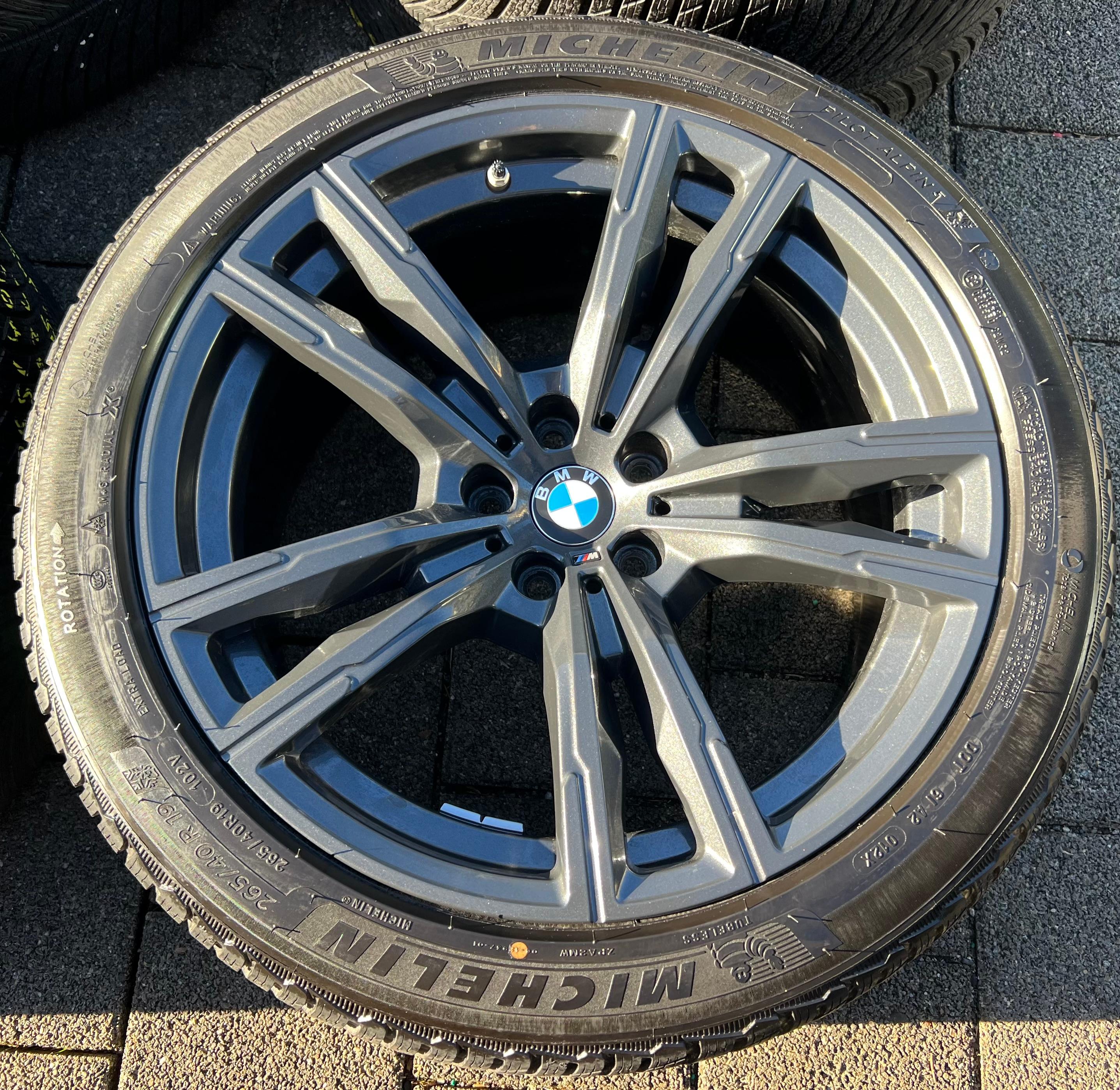 4 CERCHI INVERNALI ORIGINALI IN ALLUMINIO DA 19" BMW M5 F90 M8 F91 F92 F93 STYLING M812 CONSEGNA GRATUITA