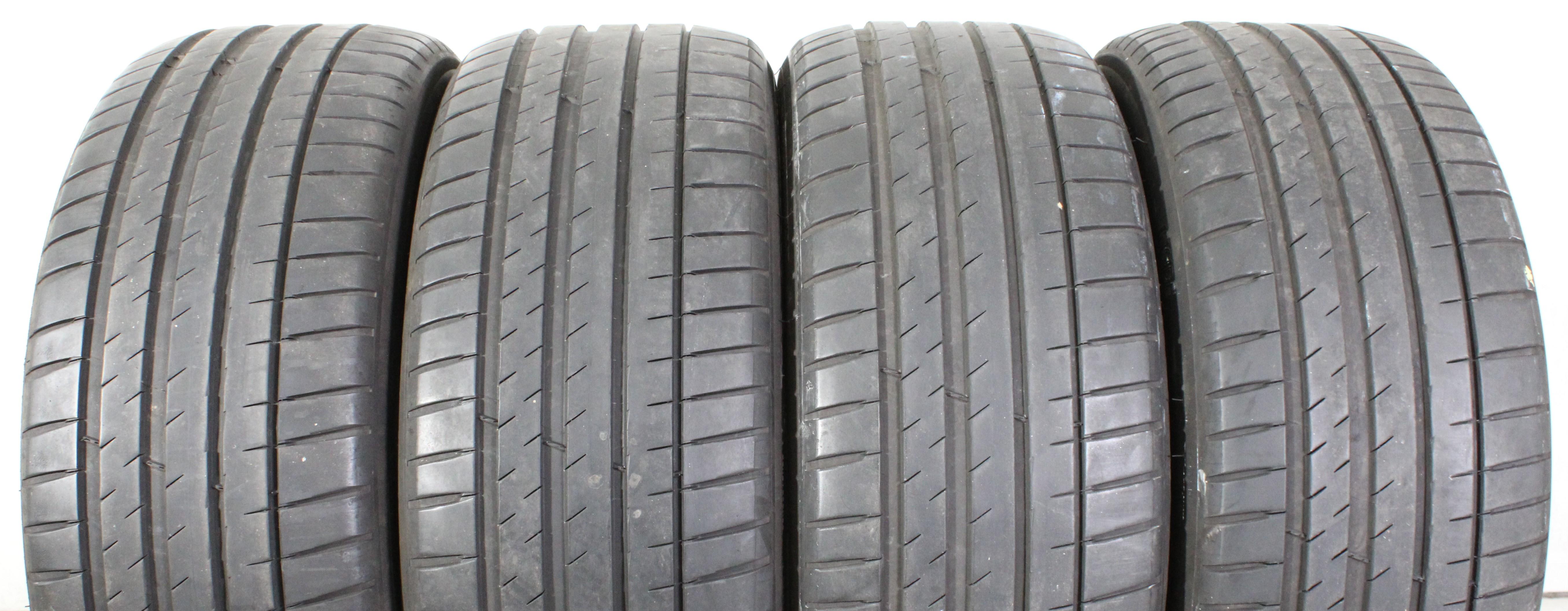 4 pneumatici estivi Michelin Pilot Sport 4 225/45R19 96W, 2x4,5-5 mm/2x5-5,5 mm, 3 del 2020/1 del 2022 *