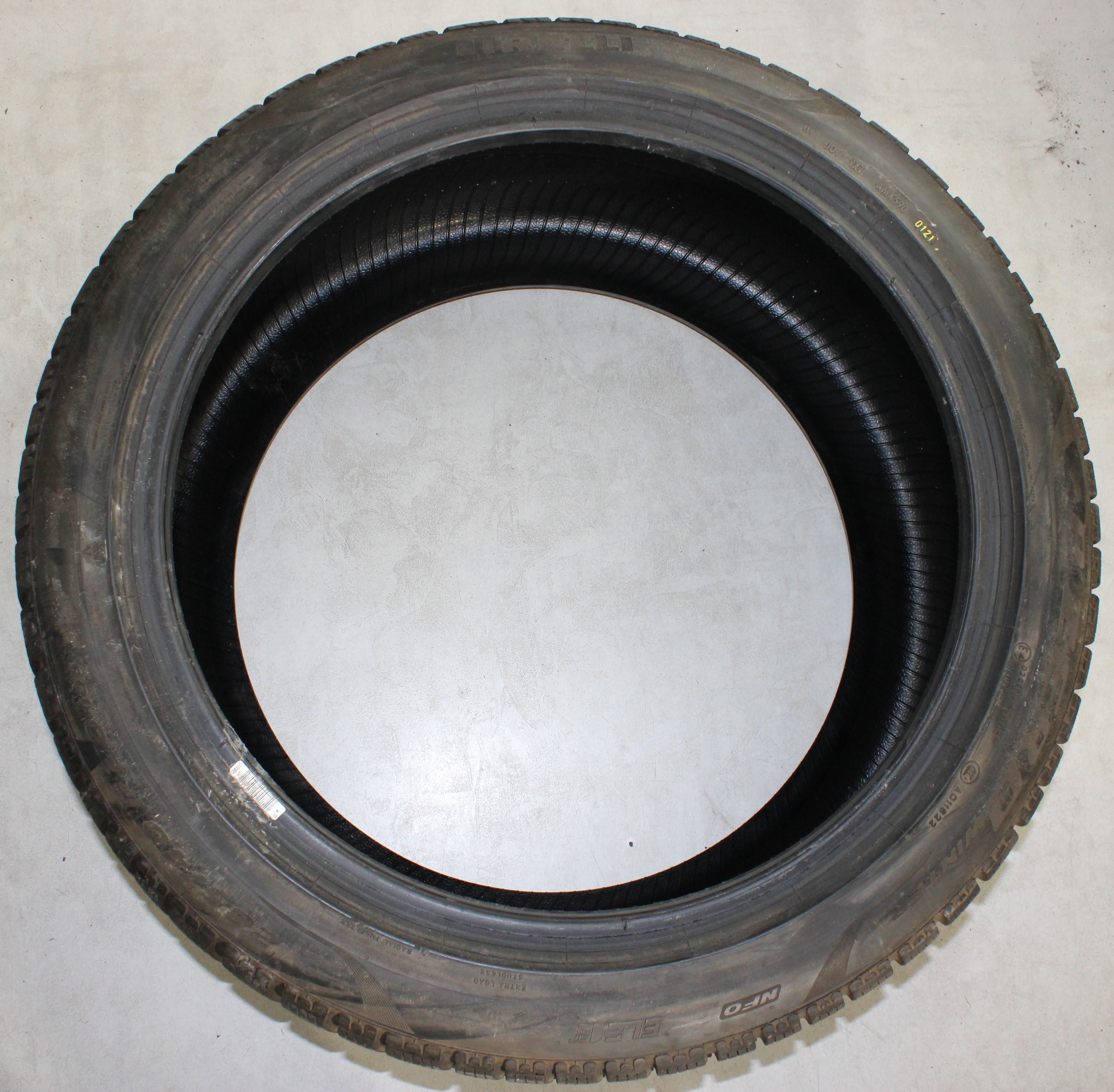 2 x 285/40R20 108V Winterreifen Pirelli Pzero Winter NF0 Elect 1x6,5-7mm/1x7-7,5mm 2020/2021