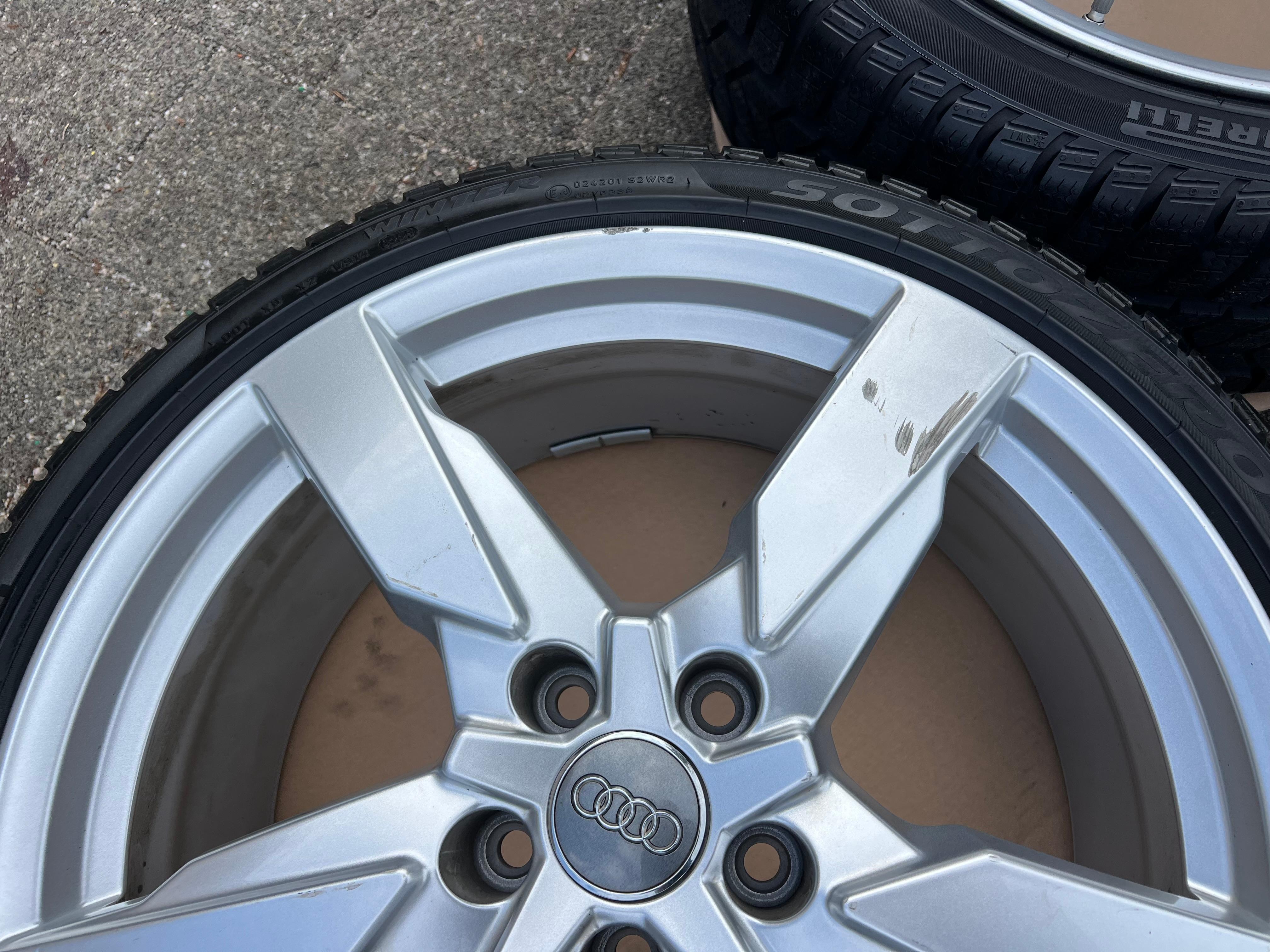 4 ORIGINAL 19" ALU WINTERRÄDER AUDI TT TTS 8S 8S0601025AG 225/40R19 93V PIRELLI