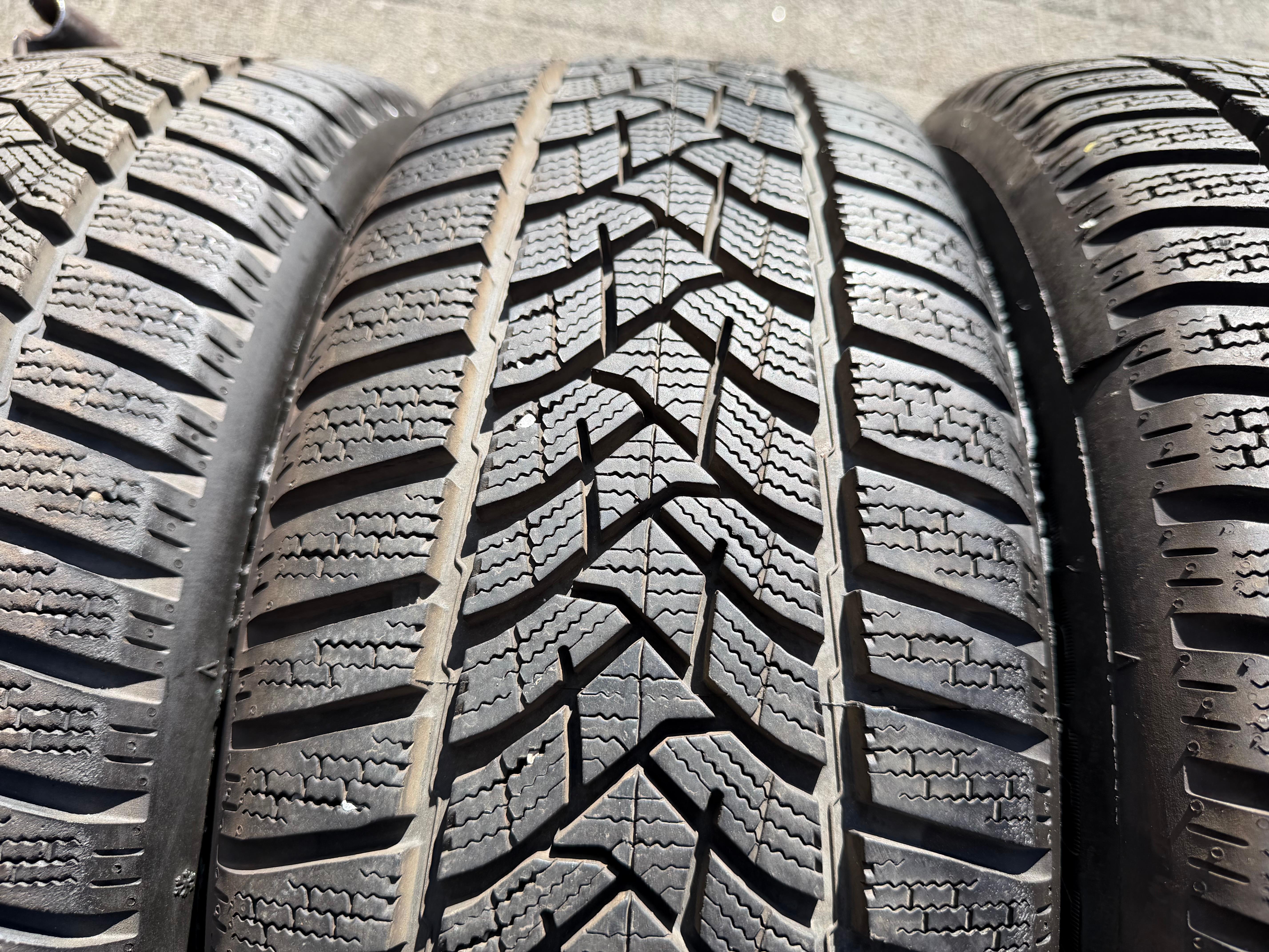 4 Winterräder VW T-Roc Skoda Karoq Seat Cupra Ateca 215/60R16 95H Dunlop