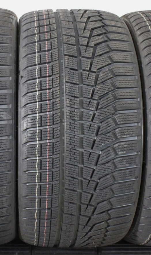 1 x 285/30R22 101W Winterreifen Hankook Winter I*Cept Evo 2 Volles Profil 2019 AO NEU
