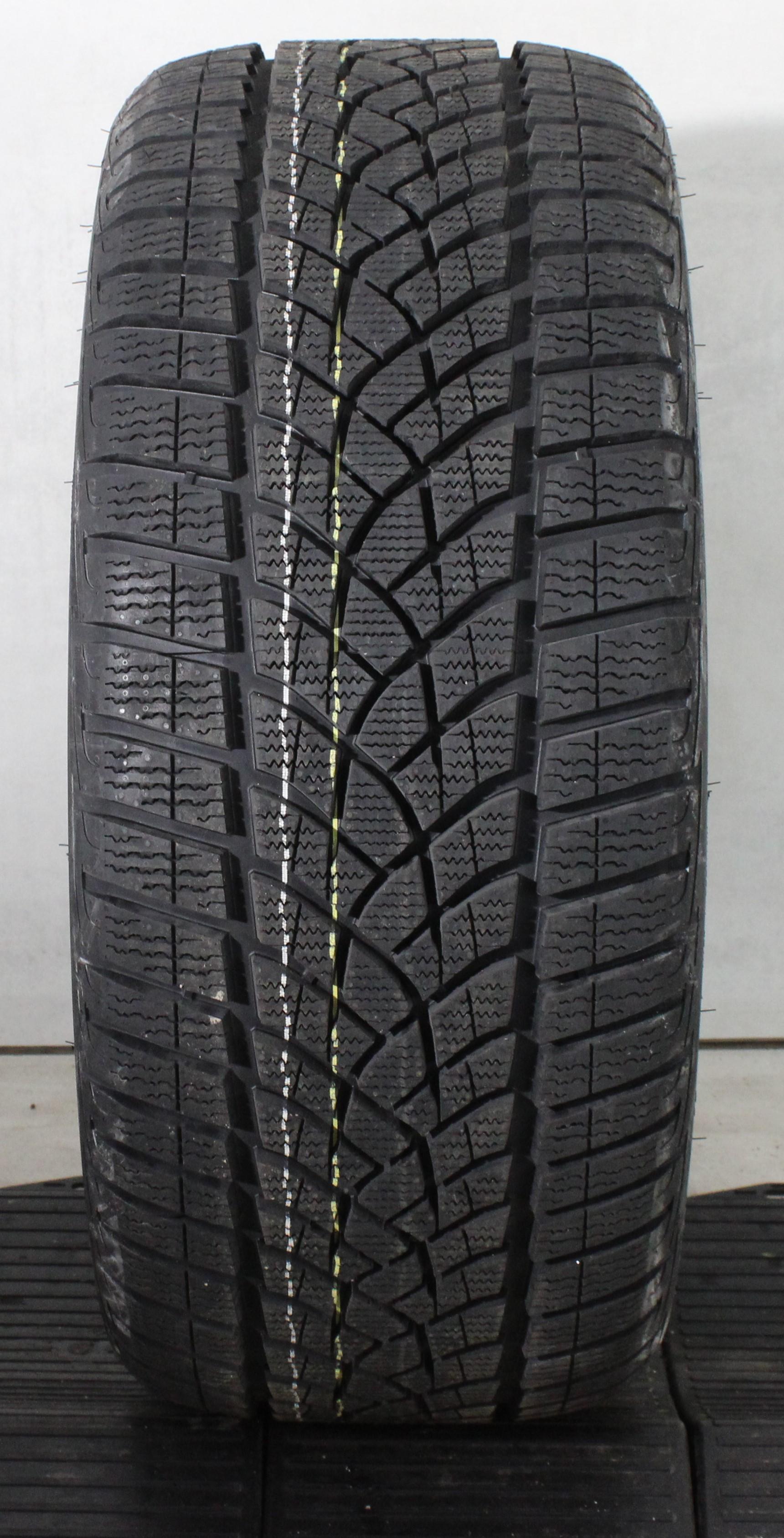 1 x 245/40R18 97V Winterreifen Goodyear Ultra Grip Performance GEN-1 AO Volles Profil 2023