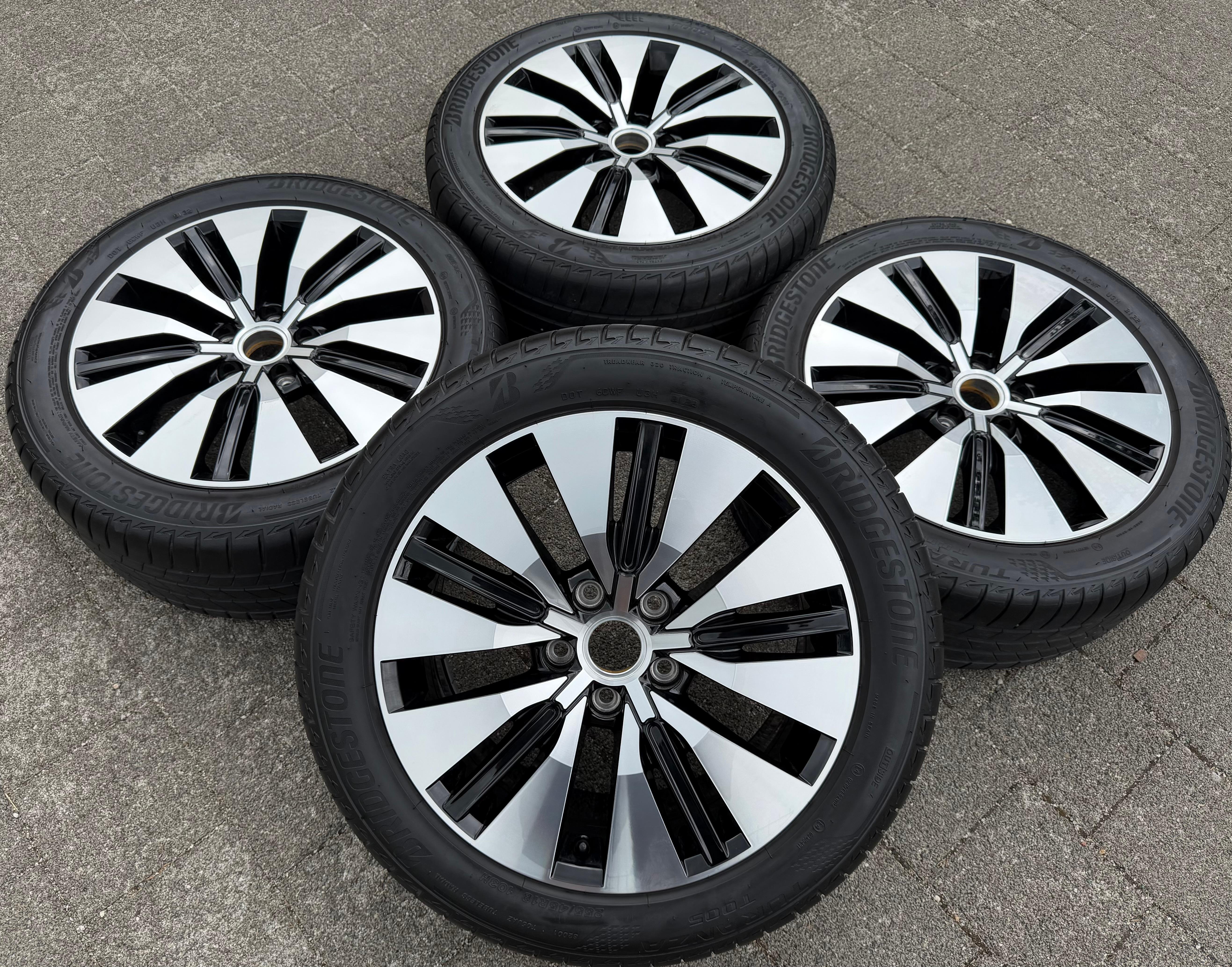 4 originele 18" aluminium zomerwielen voor VW BUS T5, T6 en T6.1, Teresina 7LA601025D, 255/45R18 103H